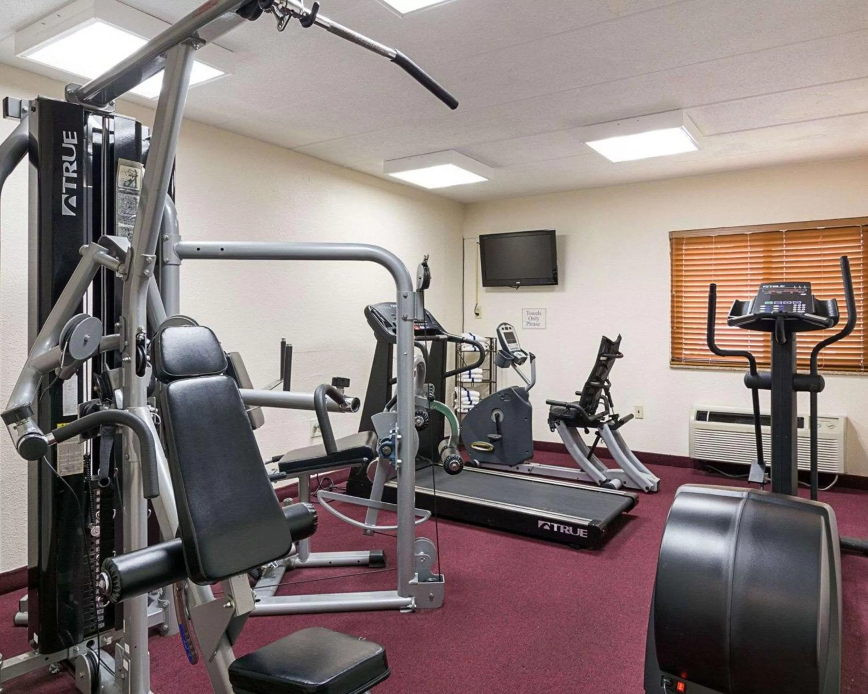 Fitness centre/facilities in Comfort Inn Oxon Hill