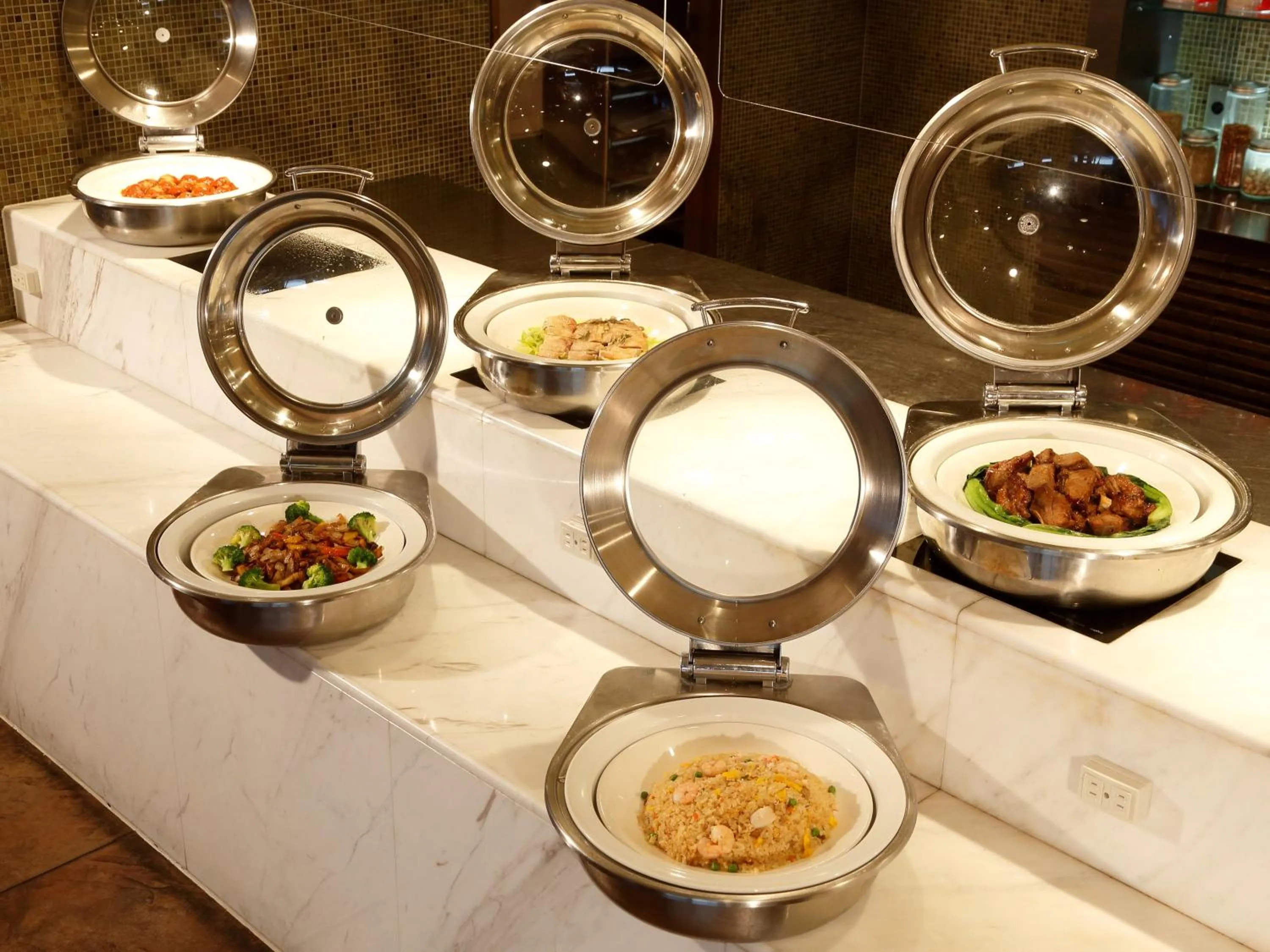 Dinner in Hokuten no Oka Abashiriko Tsuruga Resort