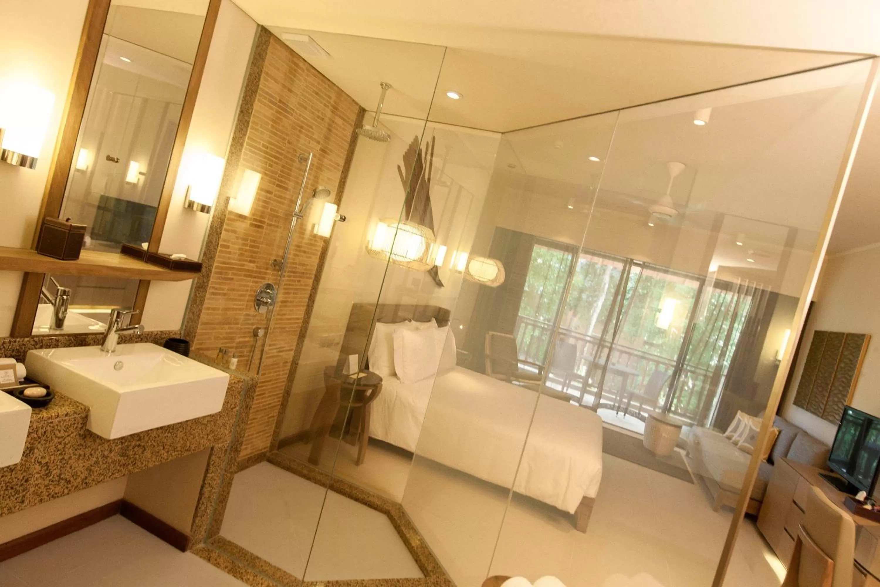 Bathroom in Constance Ephelia