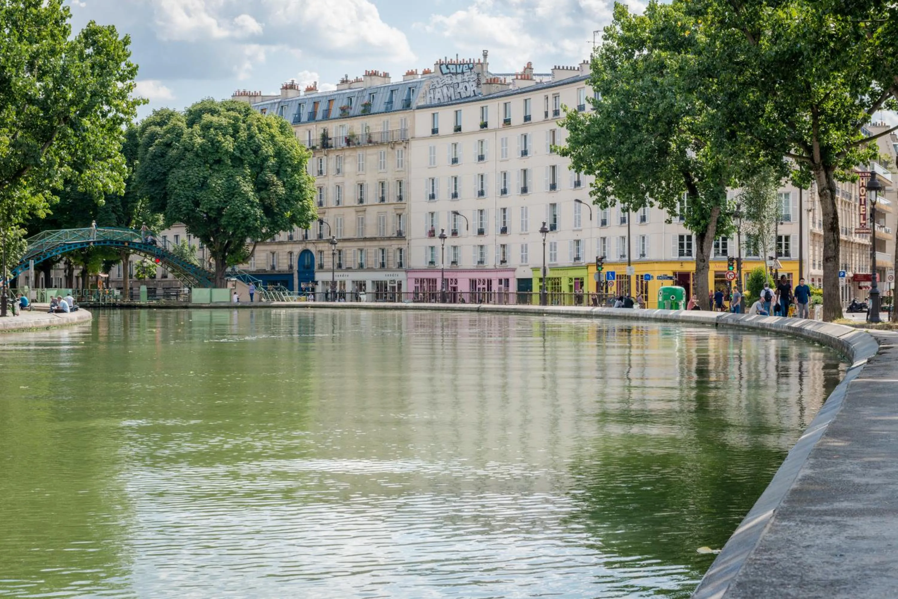 Location in Le Robinet d'Or Paris Canal Saint Martin