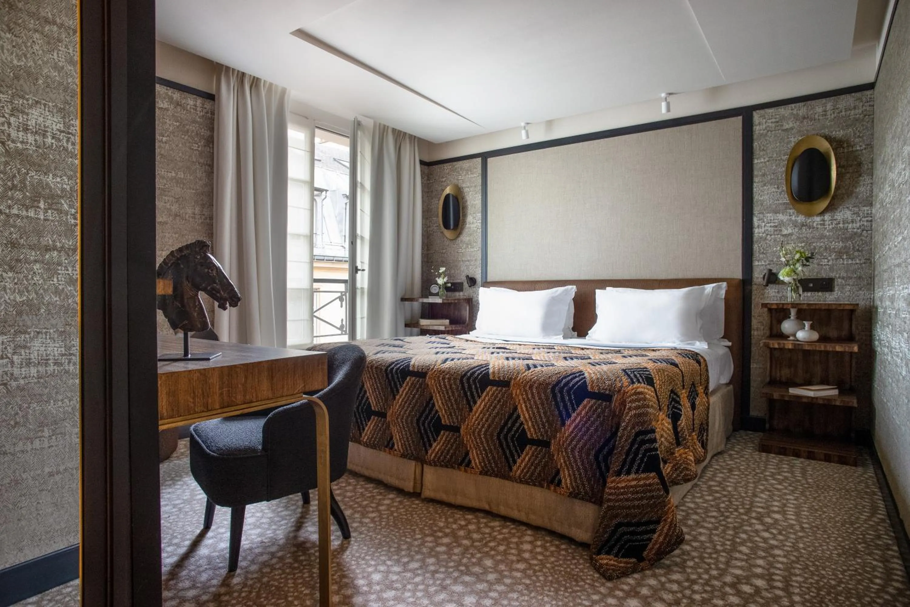 Bedroom, Bed in Esprit Saint Germain