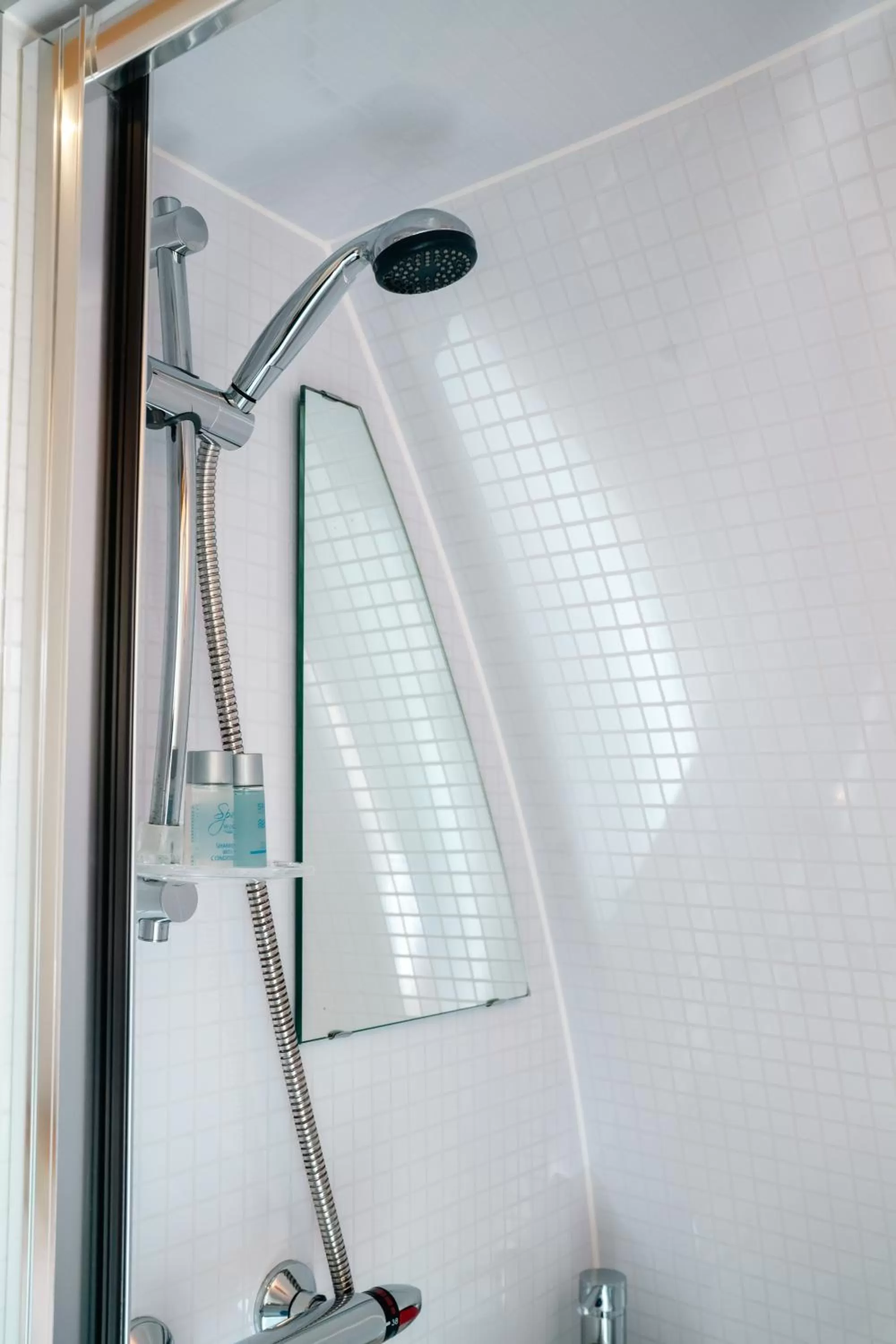 Shower in Eriskay B&B and Aviemore Glamping