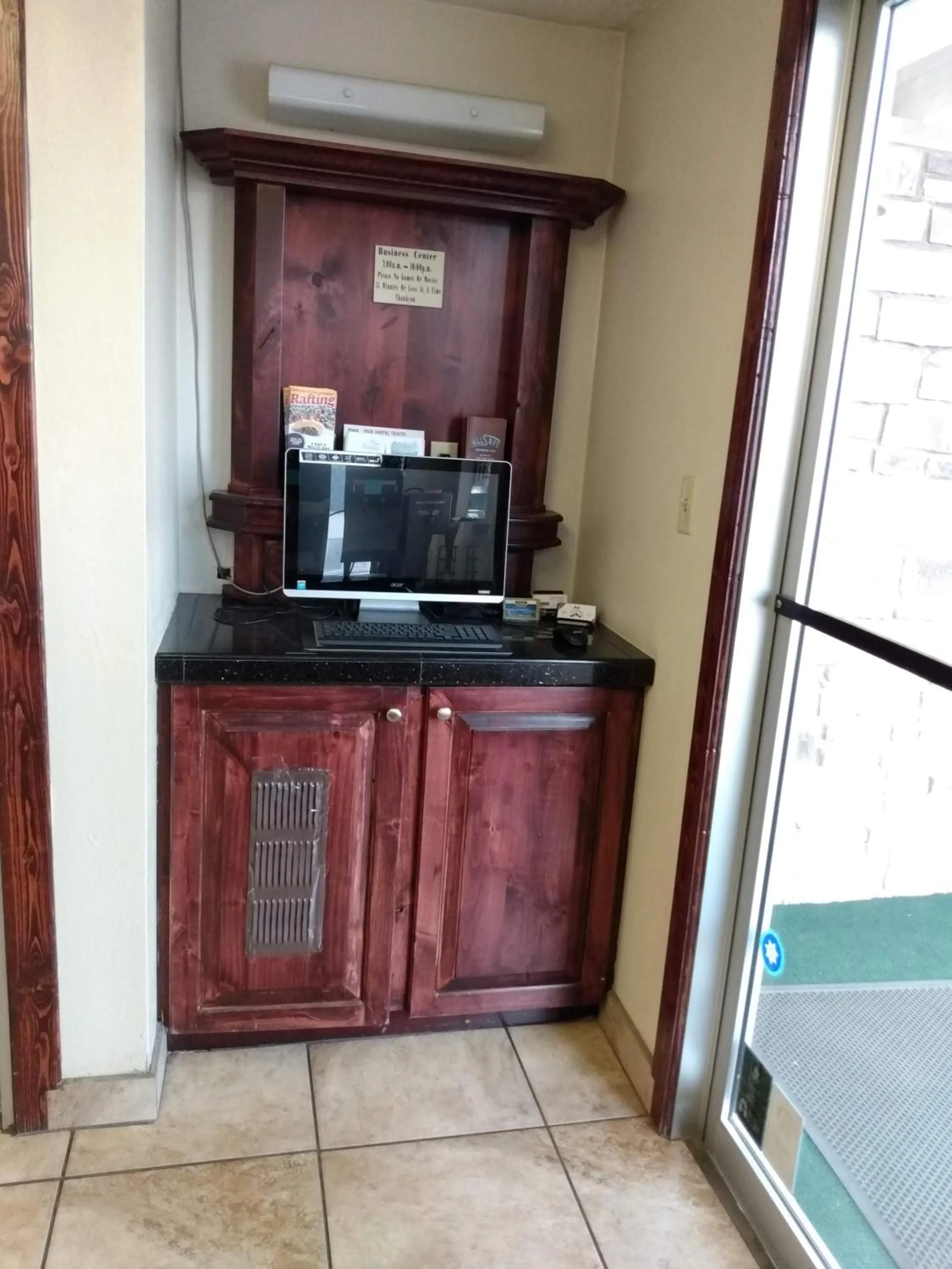 Lobby/Reception in Econostay