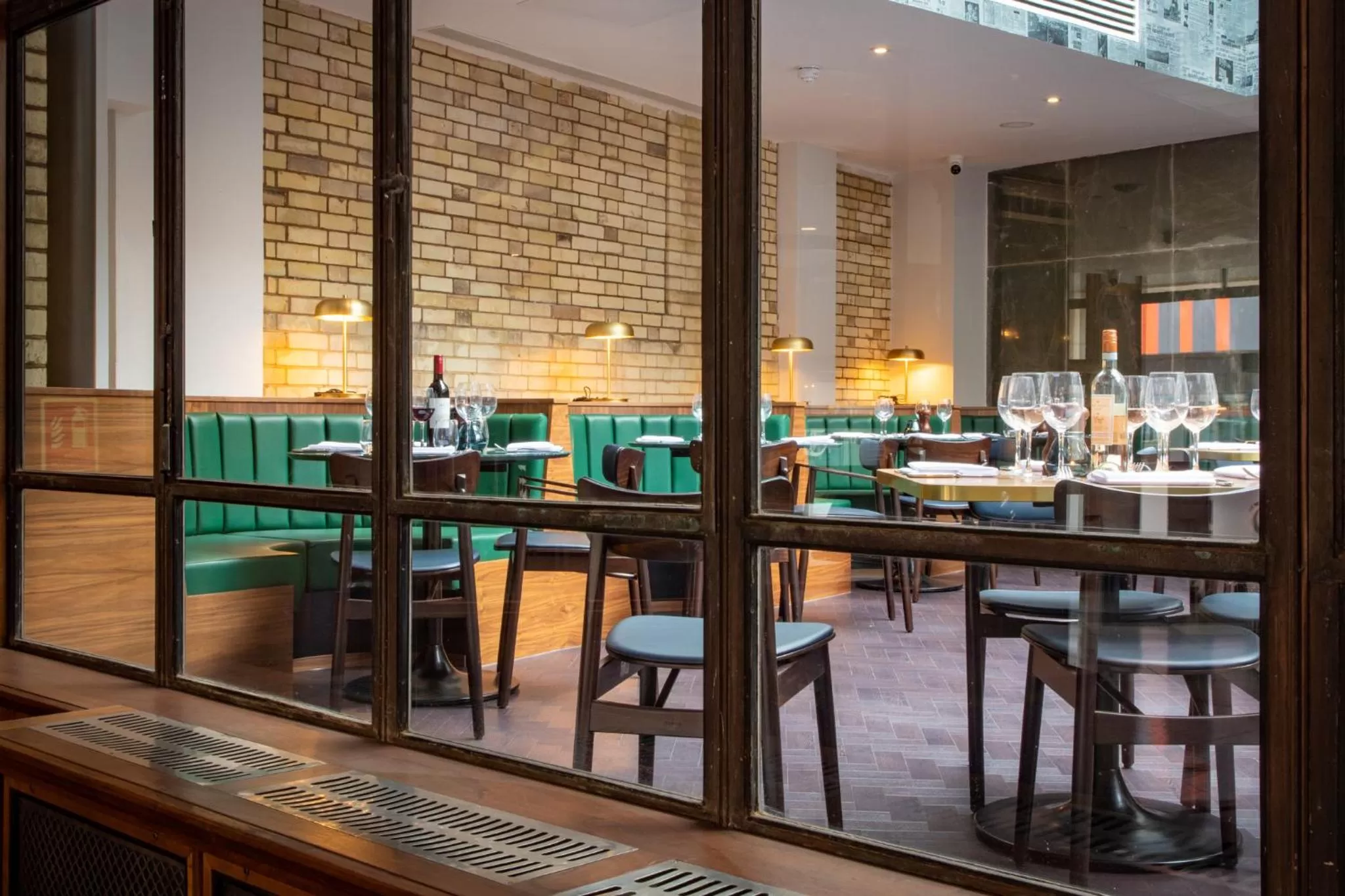 Restaurant/places to eat in Telegraph Hotel - Coventry