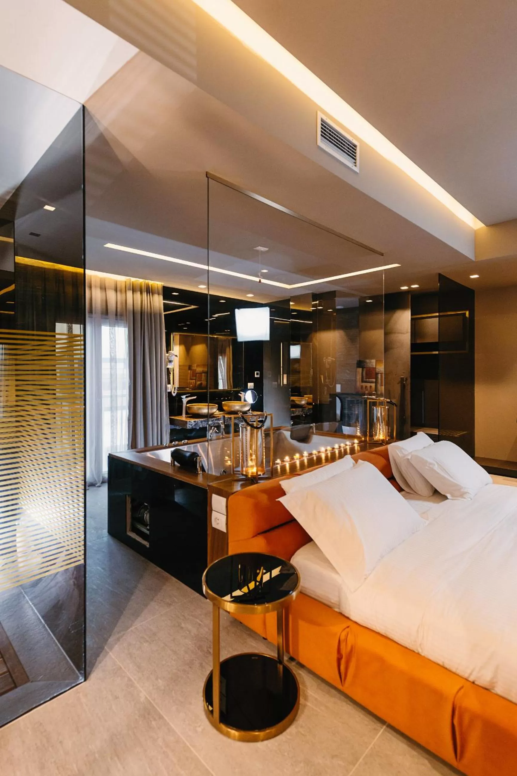 Bed in Hotel Egnatia