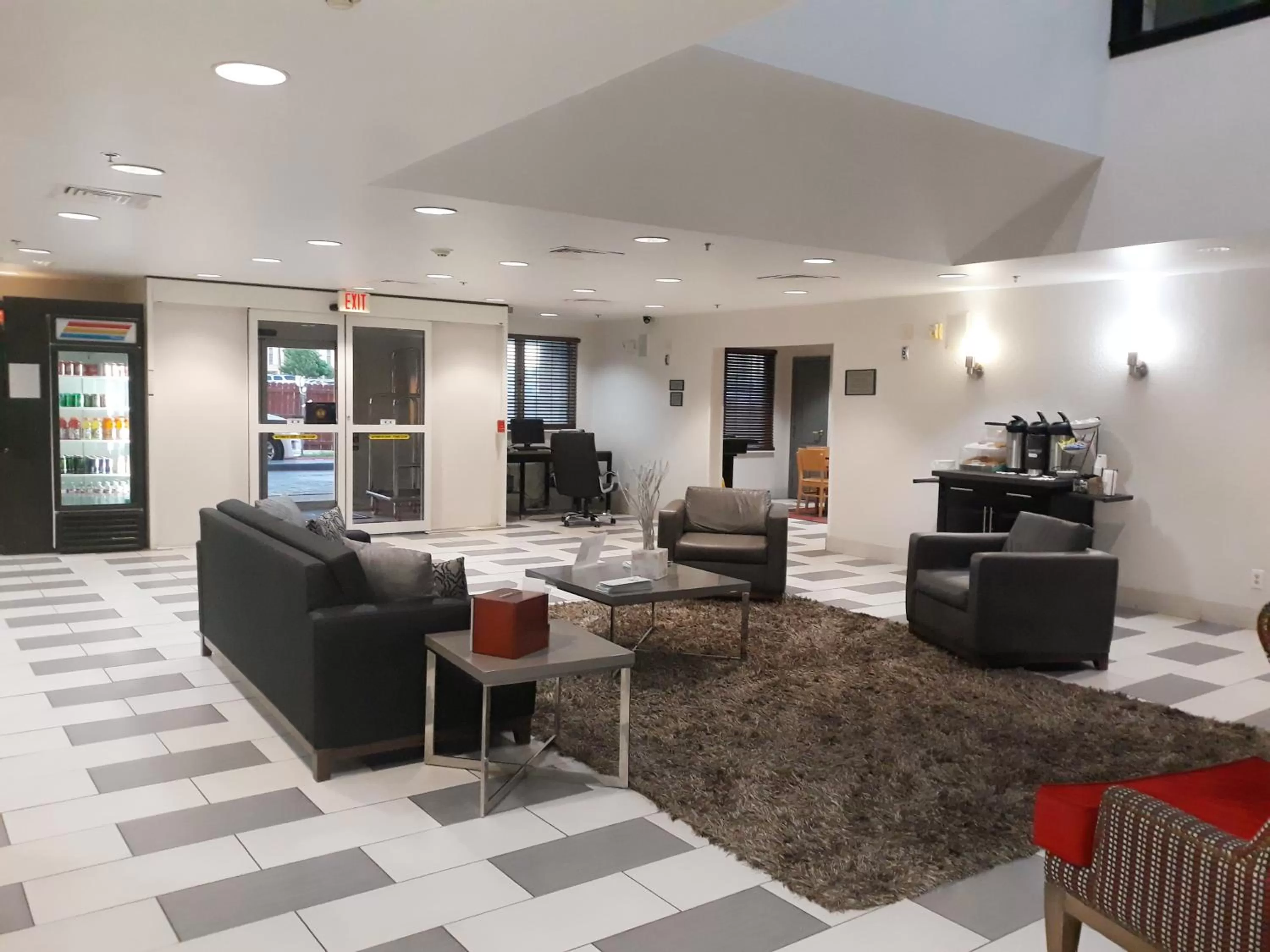 Lobby or reception in Country Inn & Suites by Radisson, DFW Airport South, TX