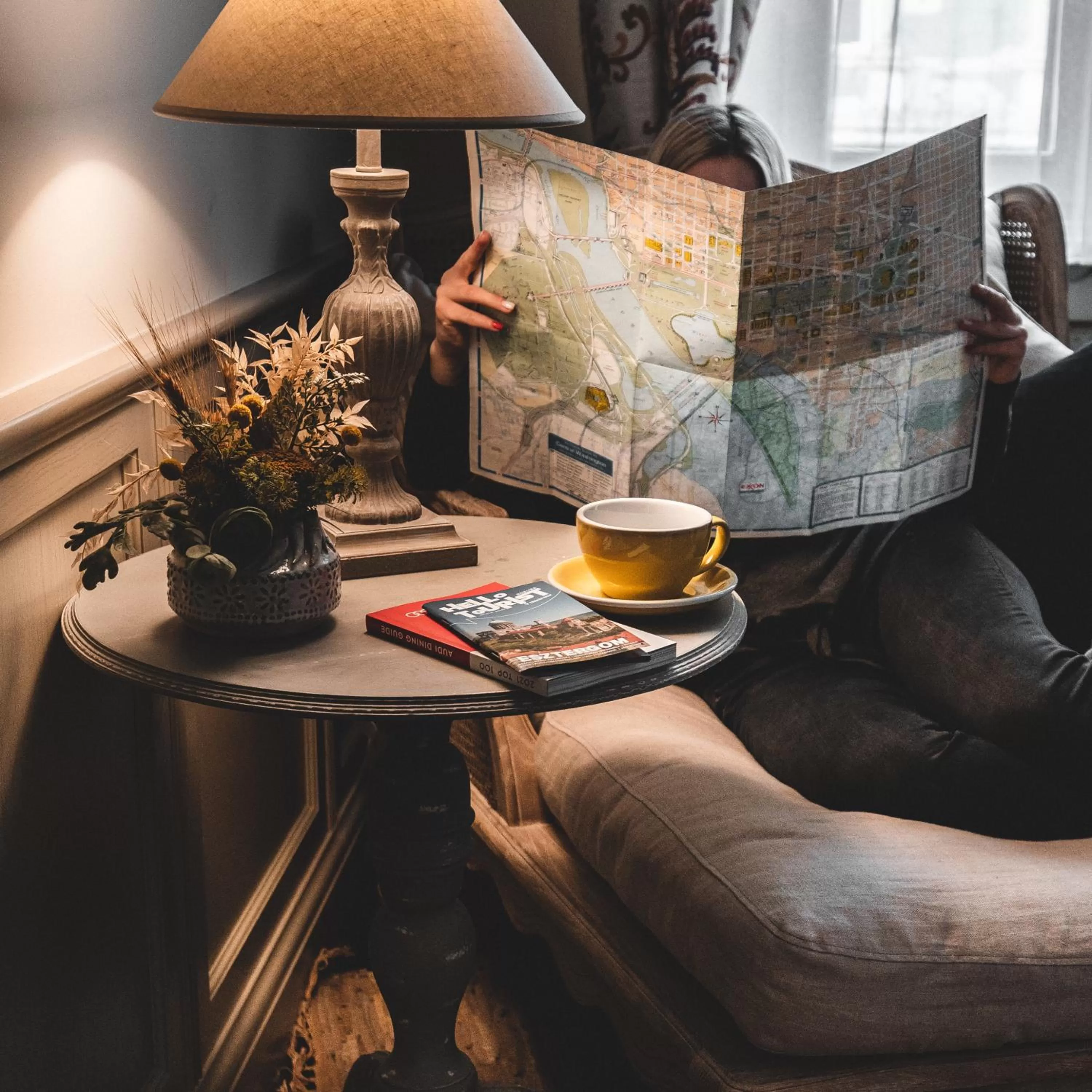 Seating area in Room42 - Suites & Apartments