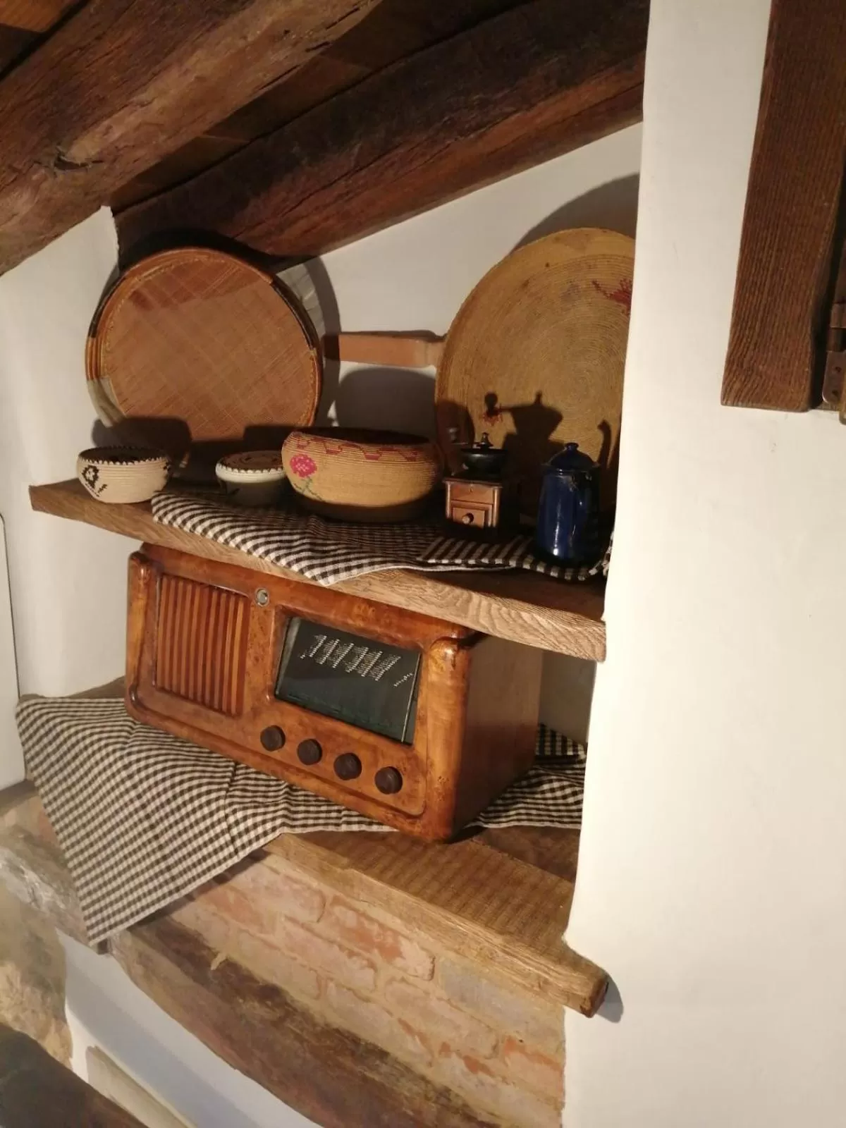 Kitchen or kitchenette in B&B e Home Restaurant S'ispera Monolocale uso esclusivo