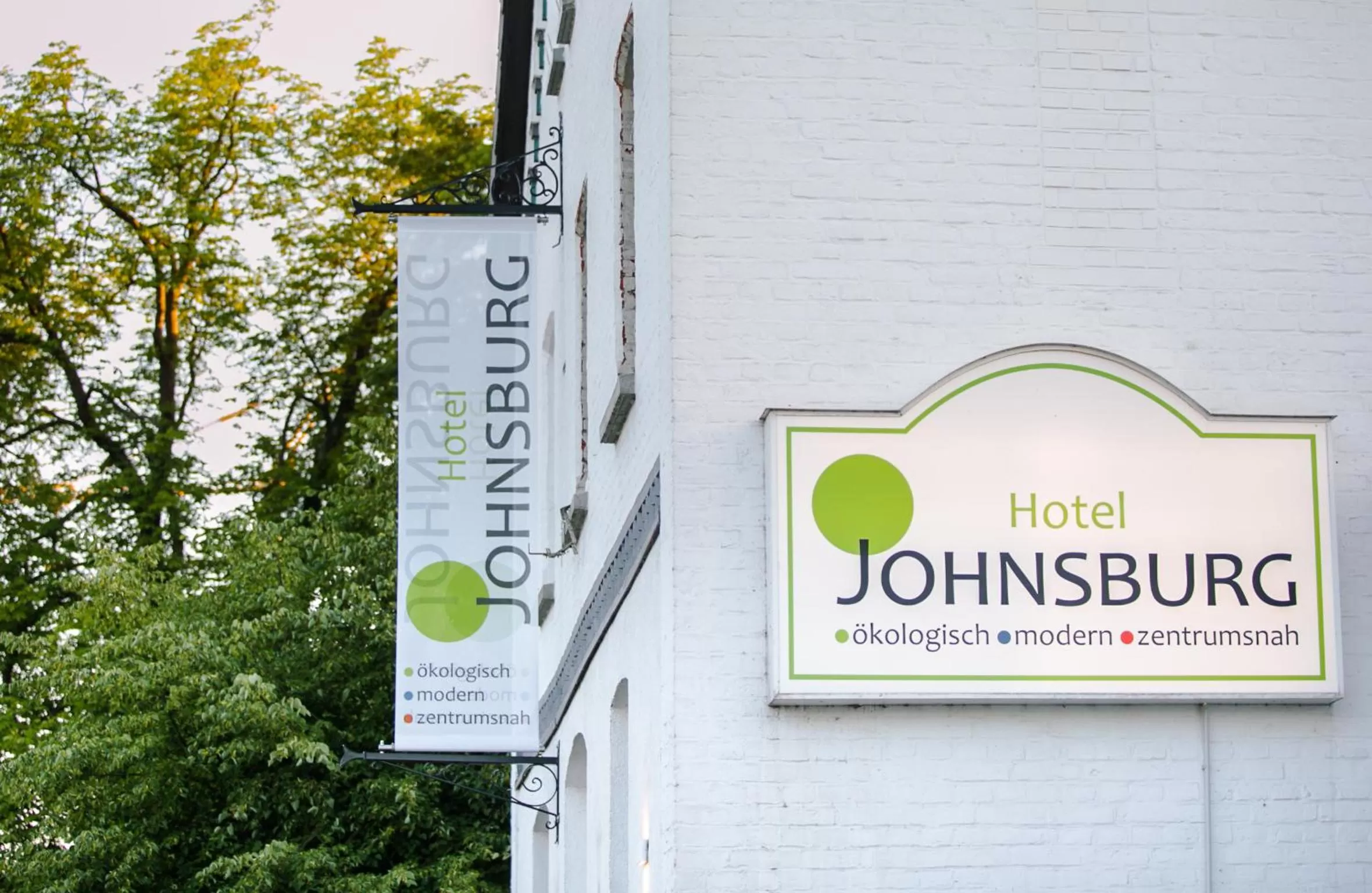 Property building in Hotel Johnsburg