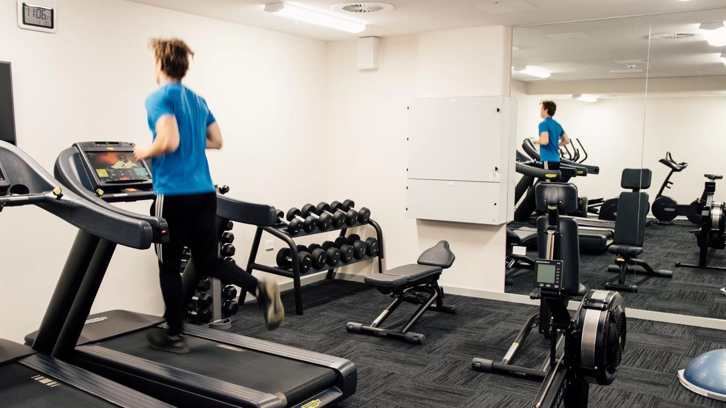 Fitness centre/facilities in Crowne Plaza Christchurch by IHG