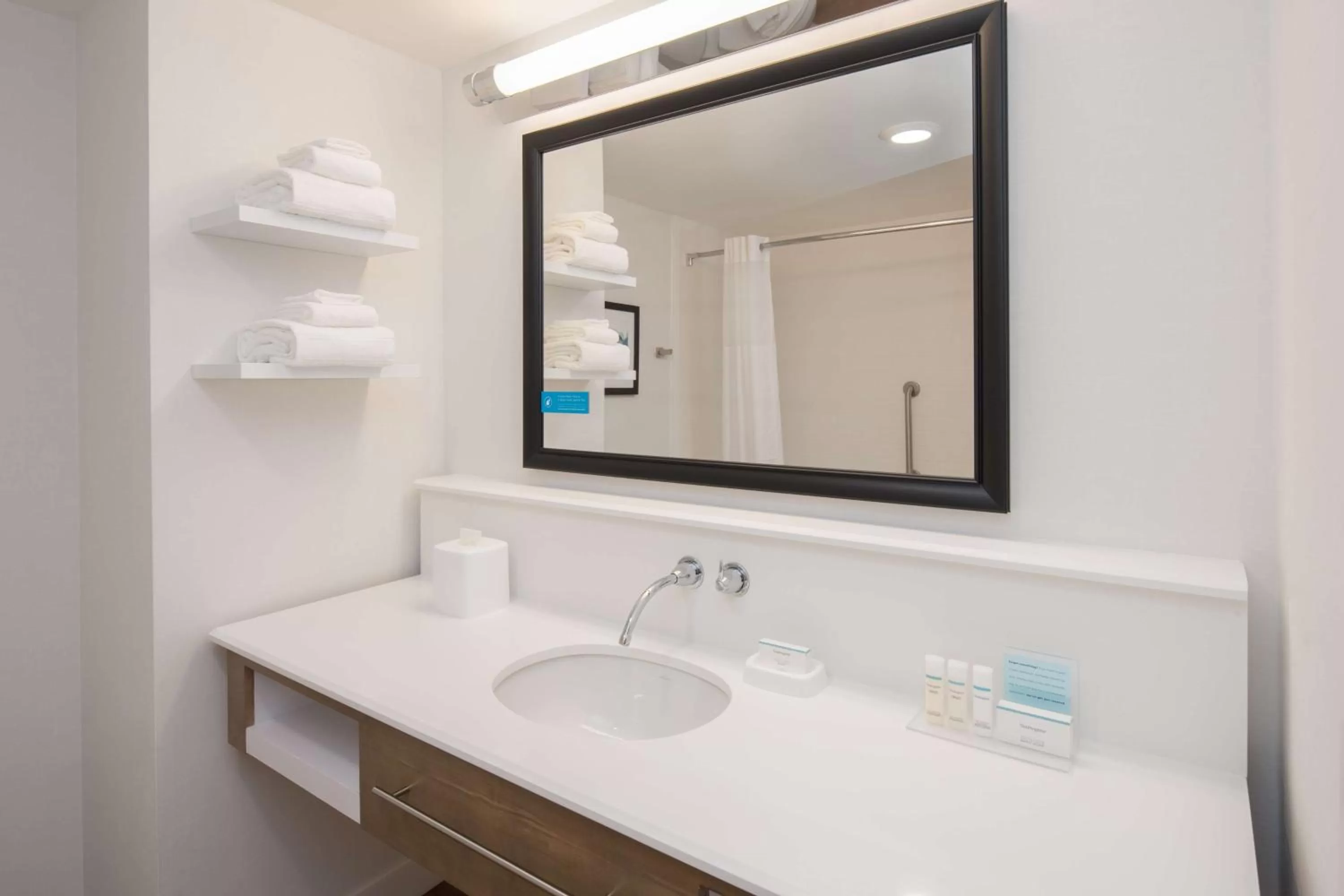 Bathroom in Hampton Inn And Suites By Hilton Portland-Pearl District