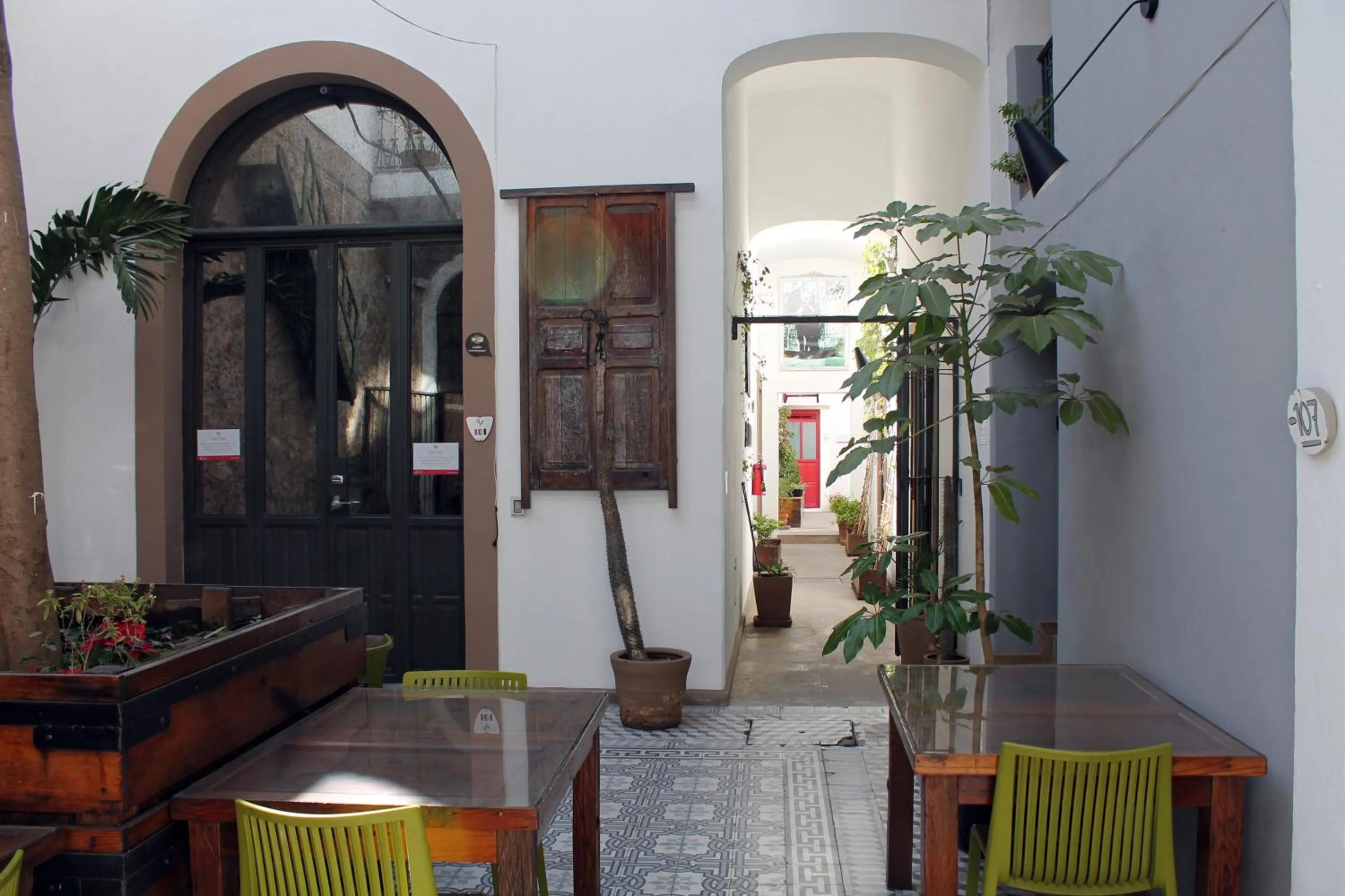 Property building in Kuku Ruku Hotel