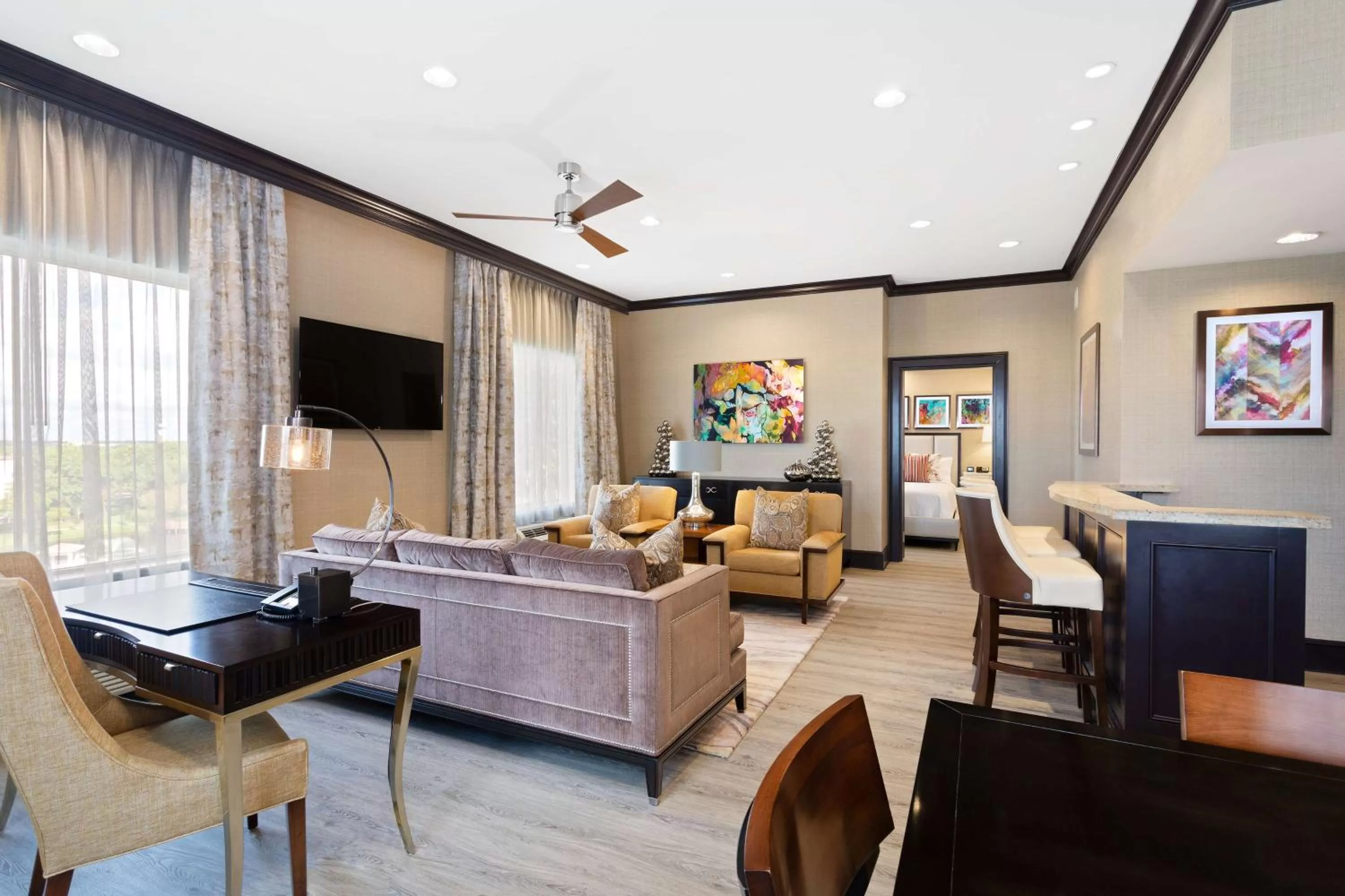 Bedroom in Hilton Garden Inn Palm Beach Gardens