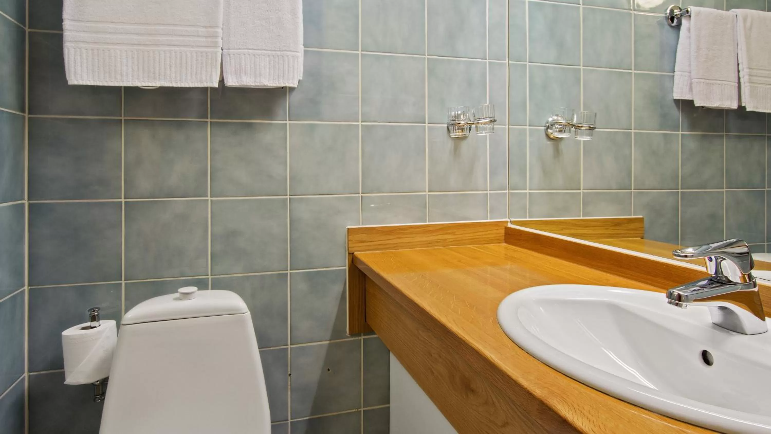 Bathroom in Elite City Hotel, Örebro