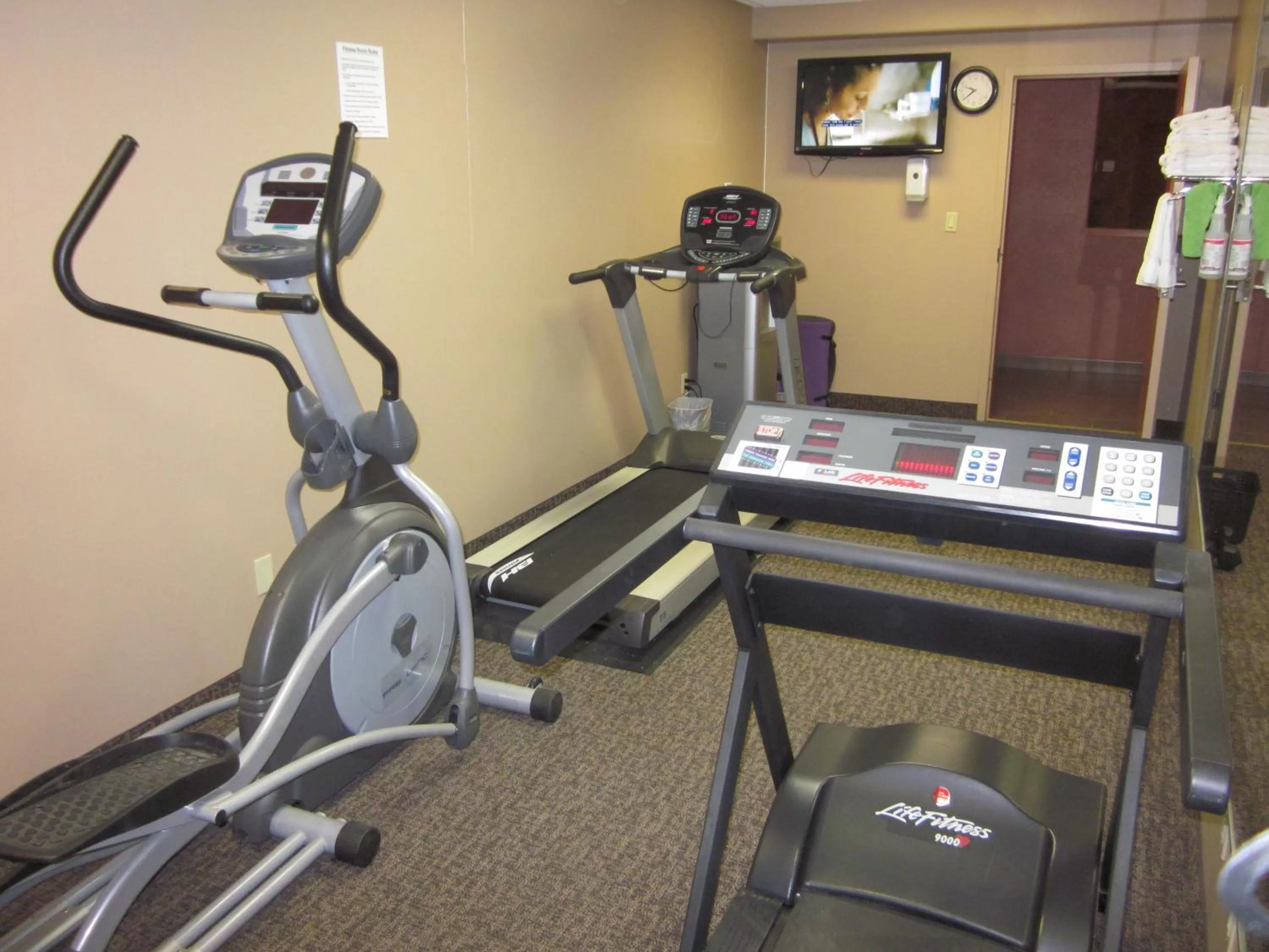 Fitness centre/facilities in Franklin Suite Hotel