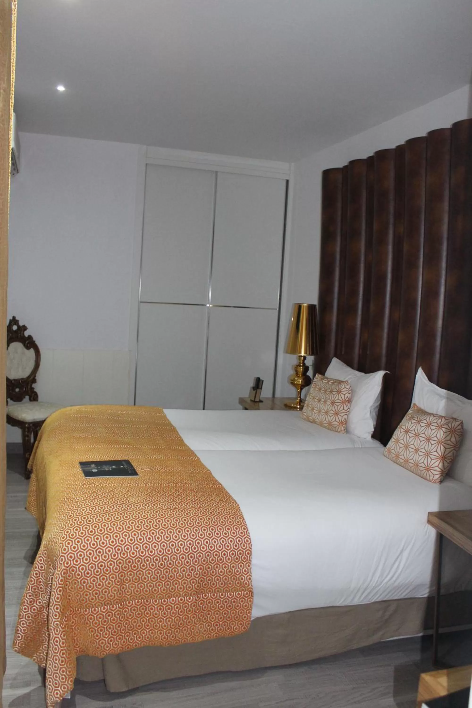 Bed in Hotel Art Santander