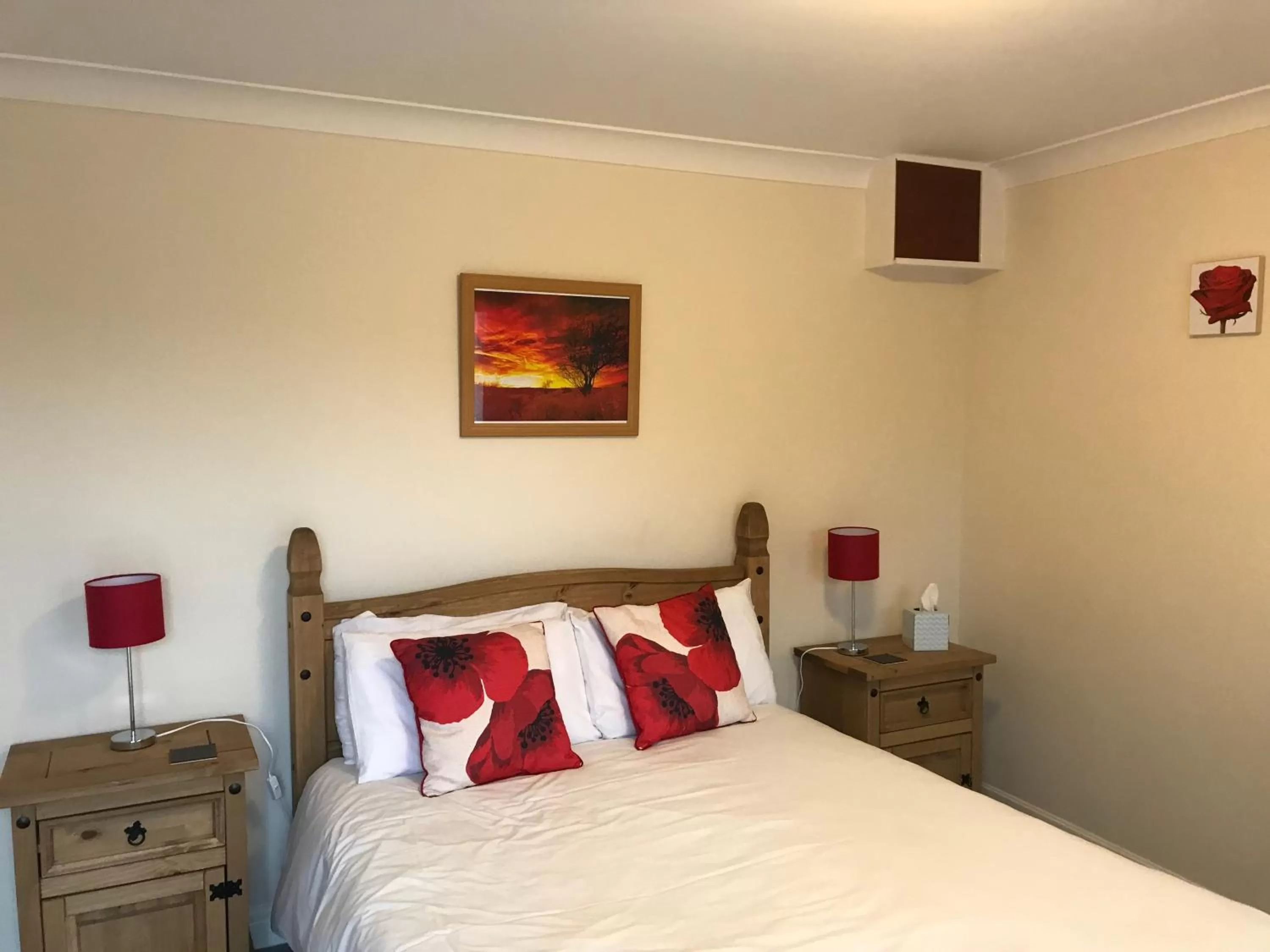 Bedroom, Bed in The Star Inn