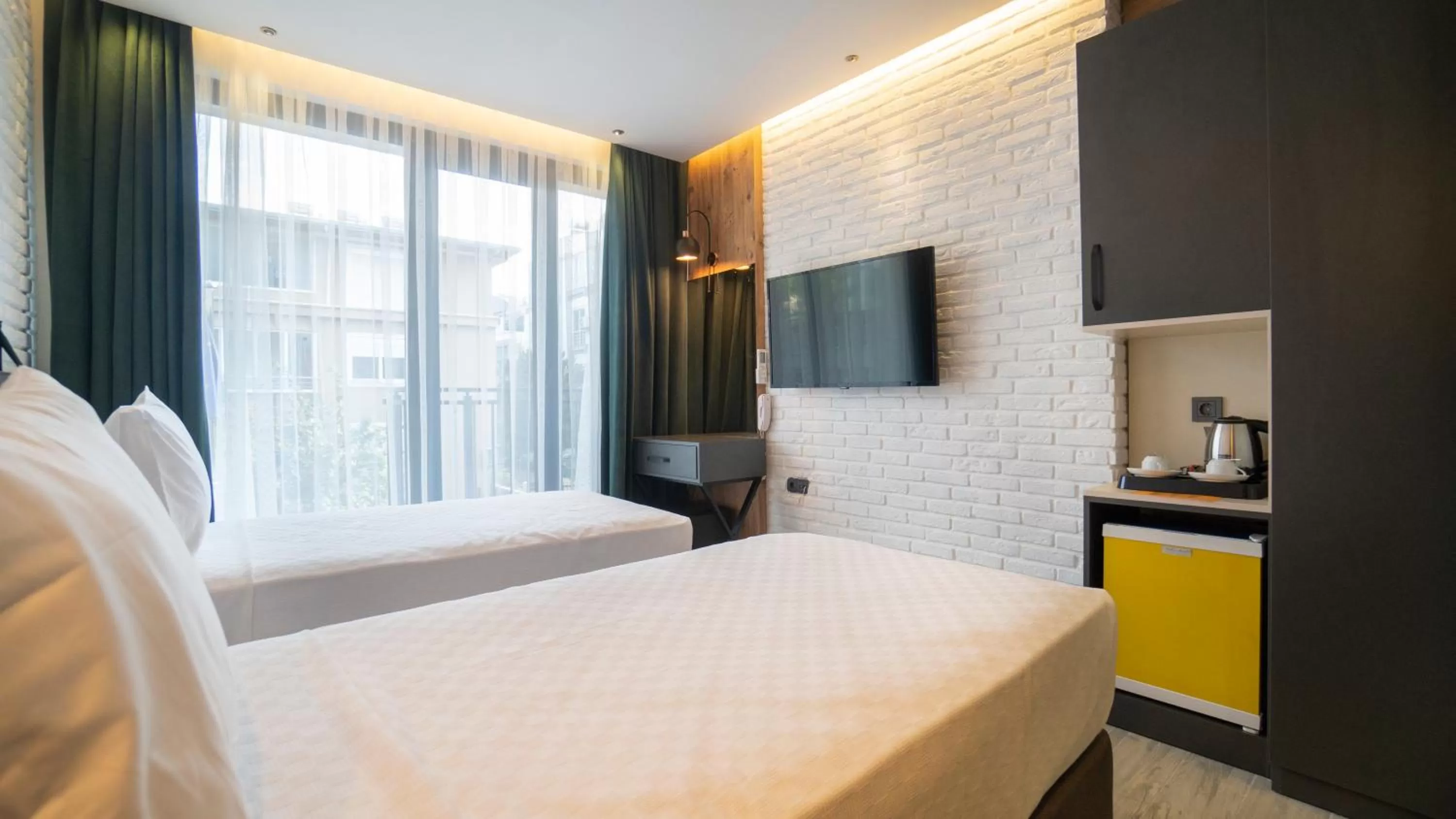 Bed in Estera Hotel Silent