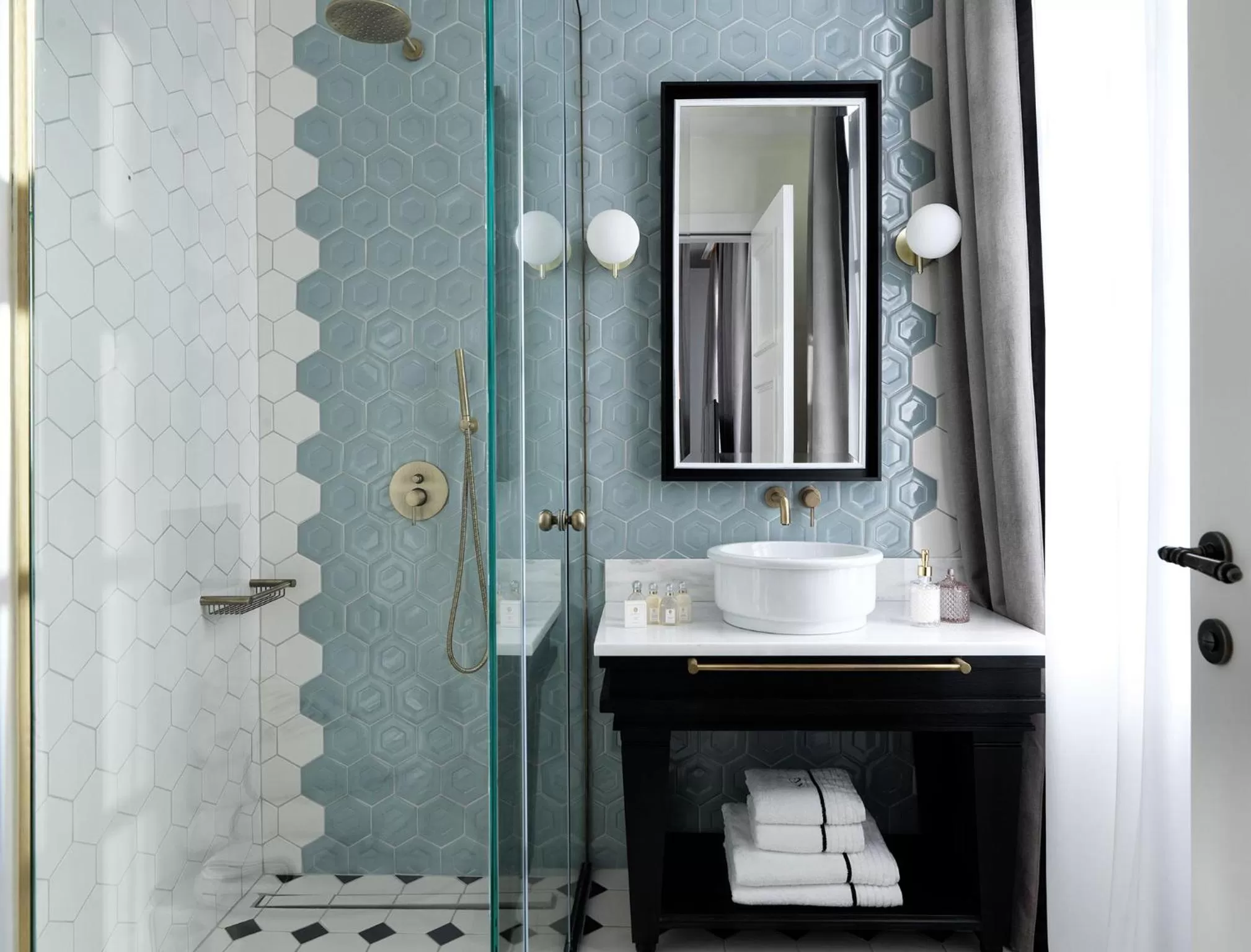 Bathroom in Albergo Gelsomino