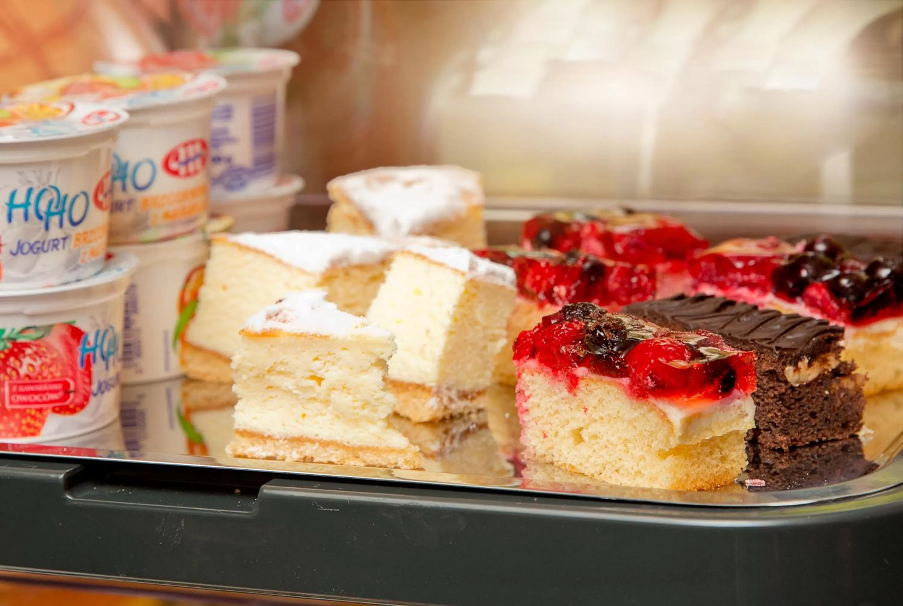 Food and drinks in Hotel Opera