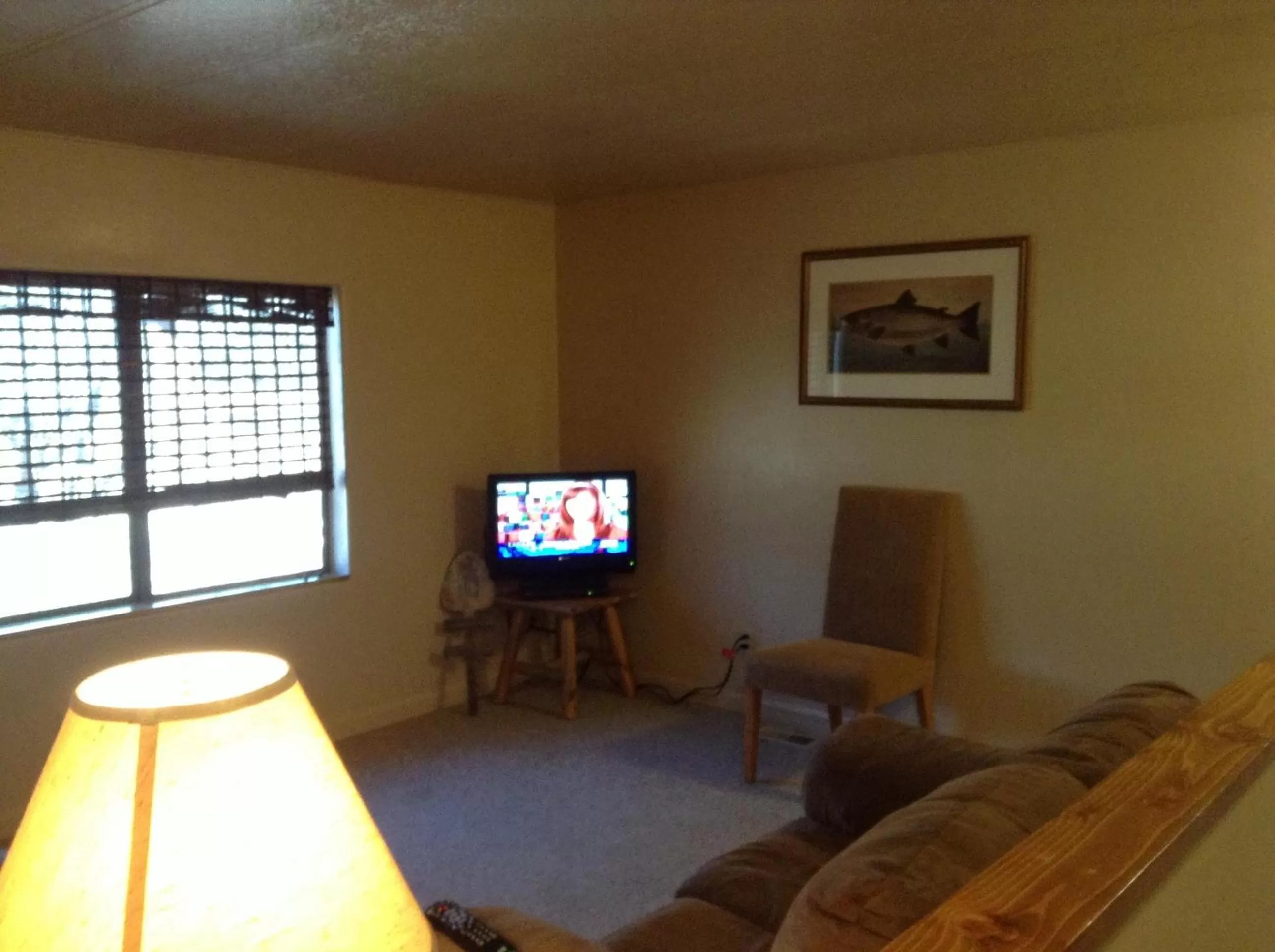 Photo of the whole room, Seating Area in Rainbows End Fishing Resort