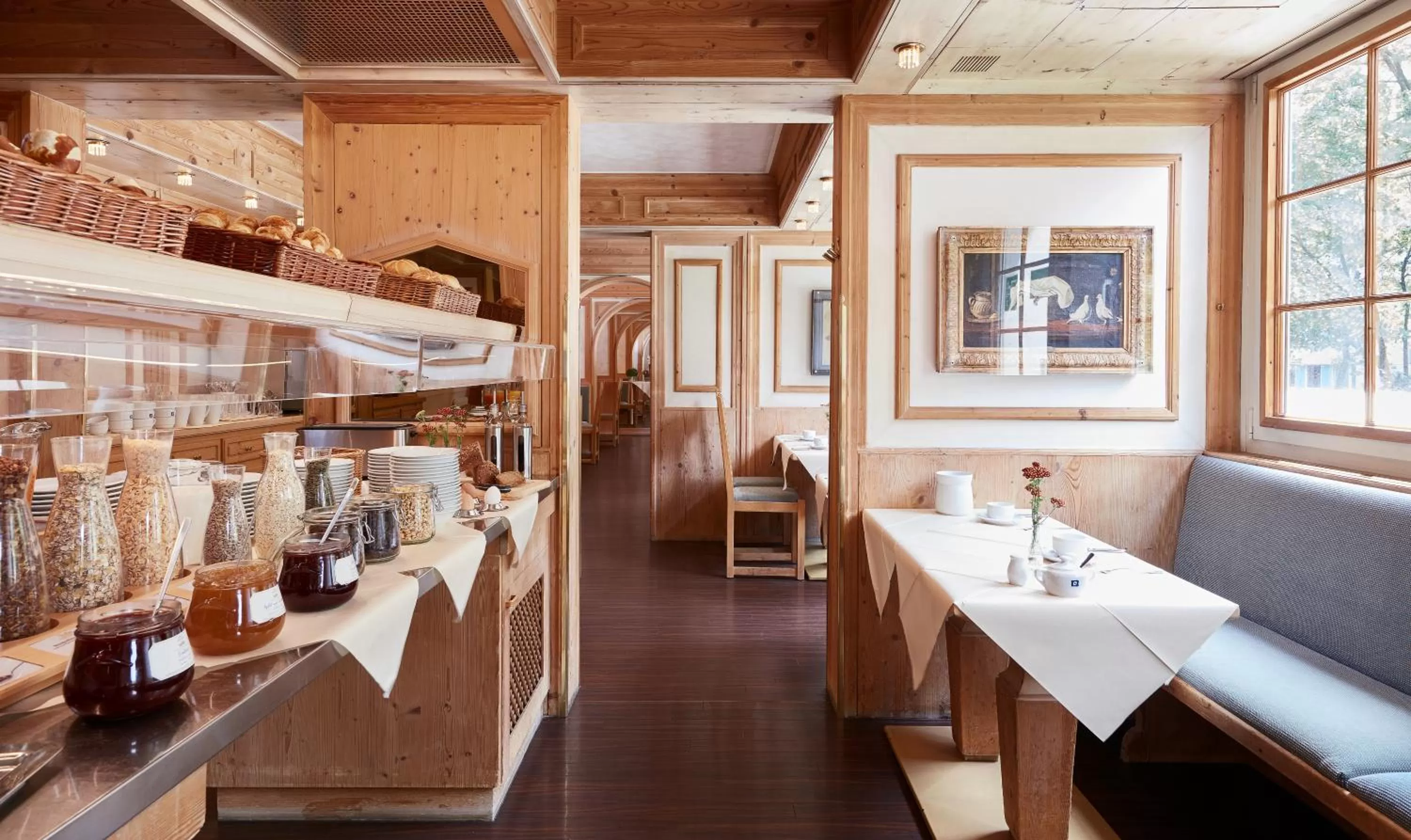 Restaurant/places to eat in Living Hotel am Deutschen Museum