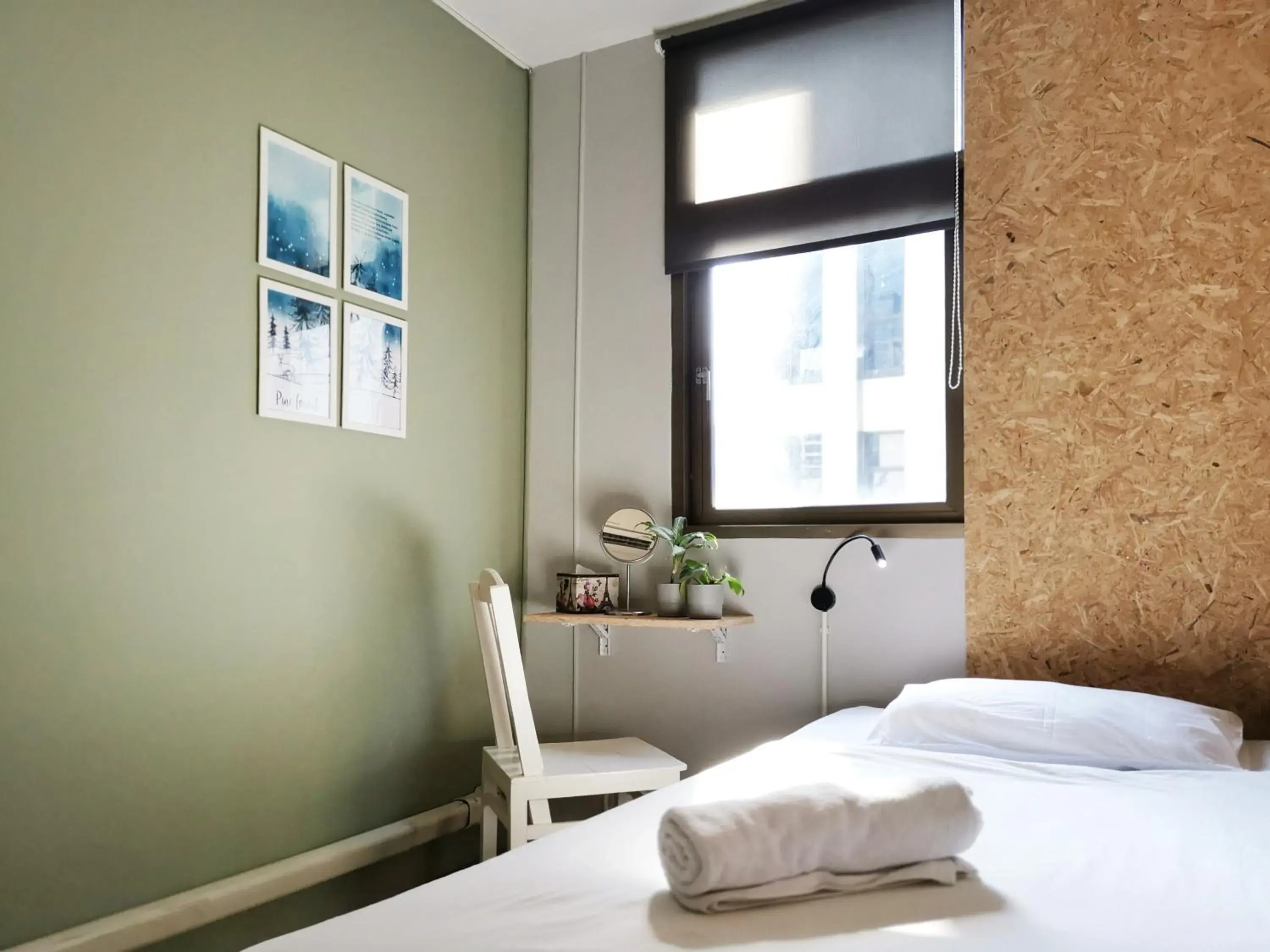 Single Room in O Nidra House Single Room in O Nidra House