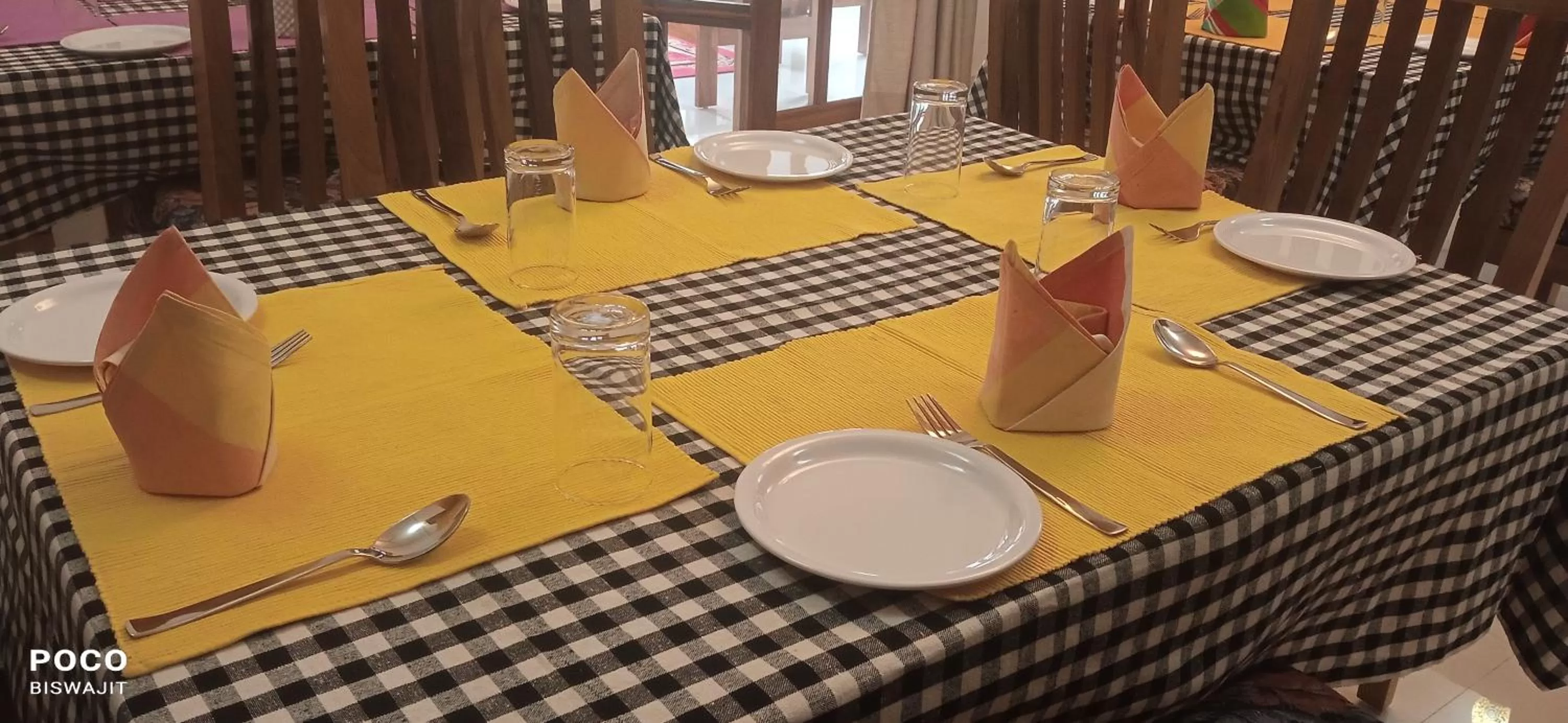 Restaurant/places to eat in The Camellia