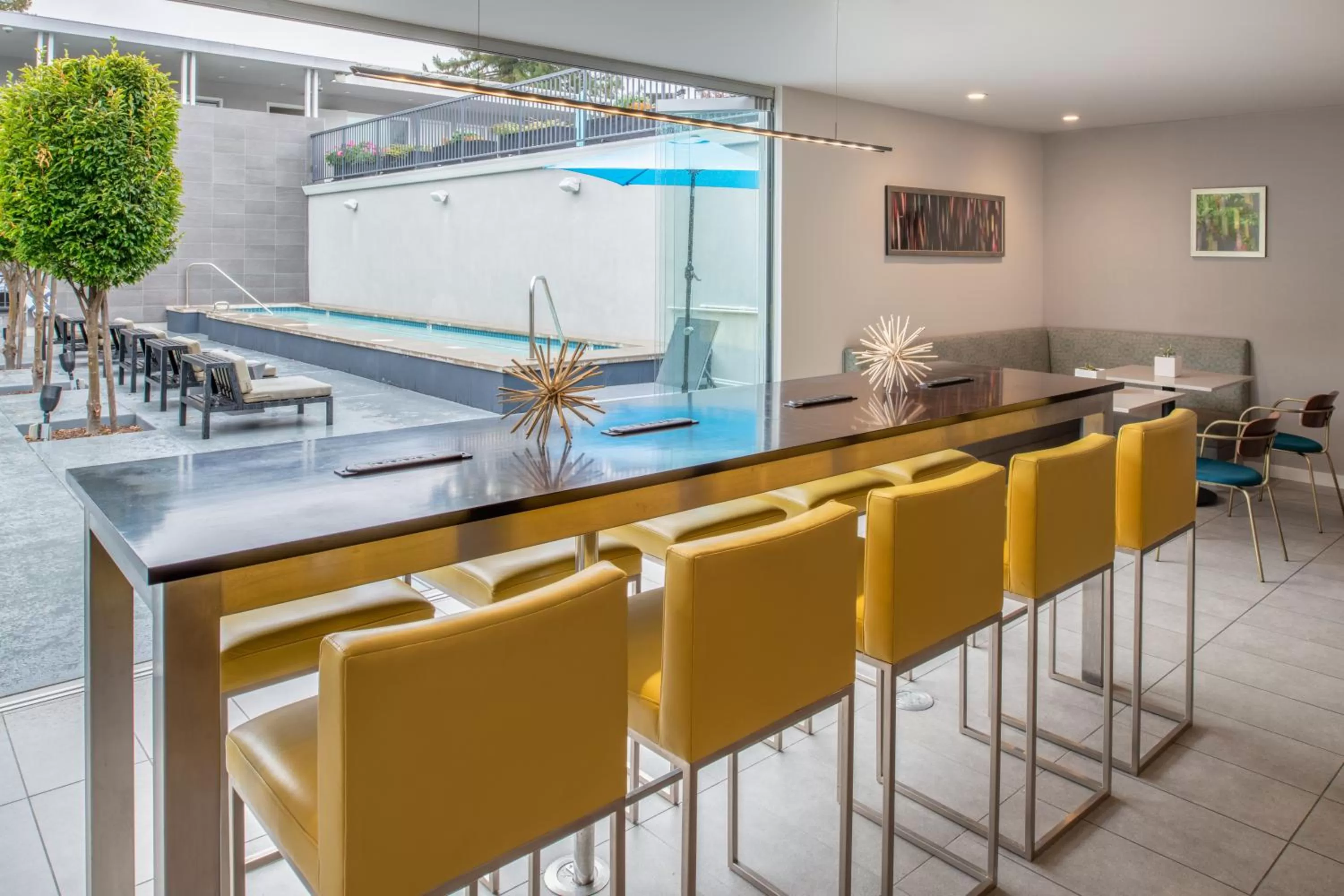 Property building in Hotel Lucent