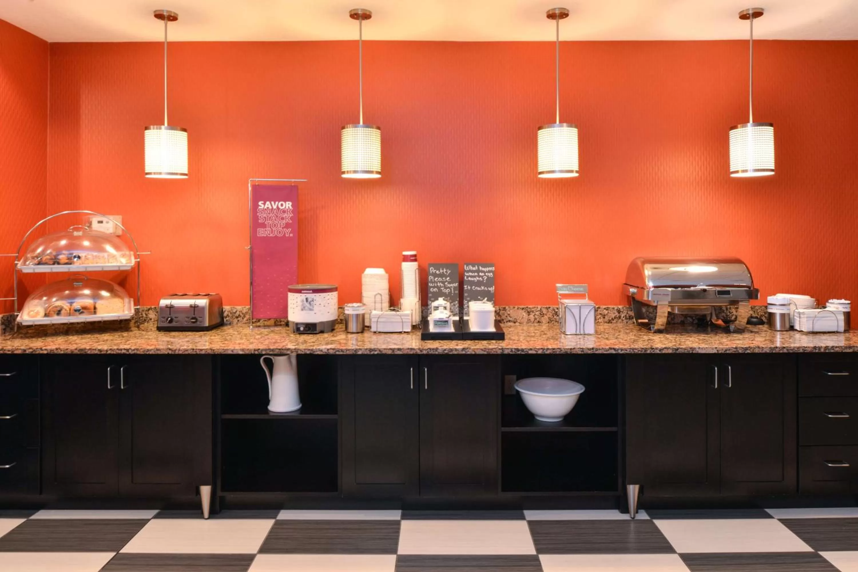 Breakfast in Hampton Inn & Suites - Coors Road