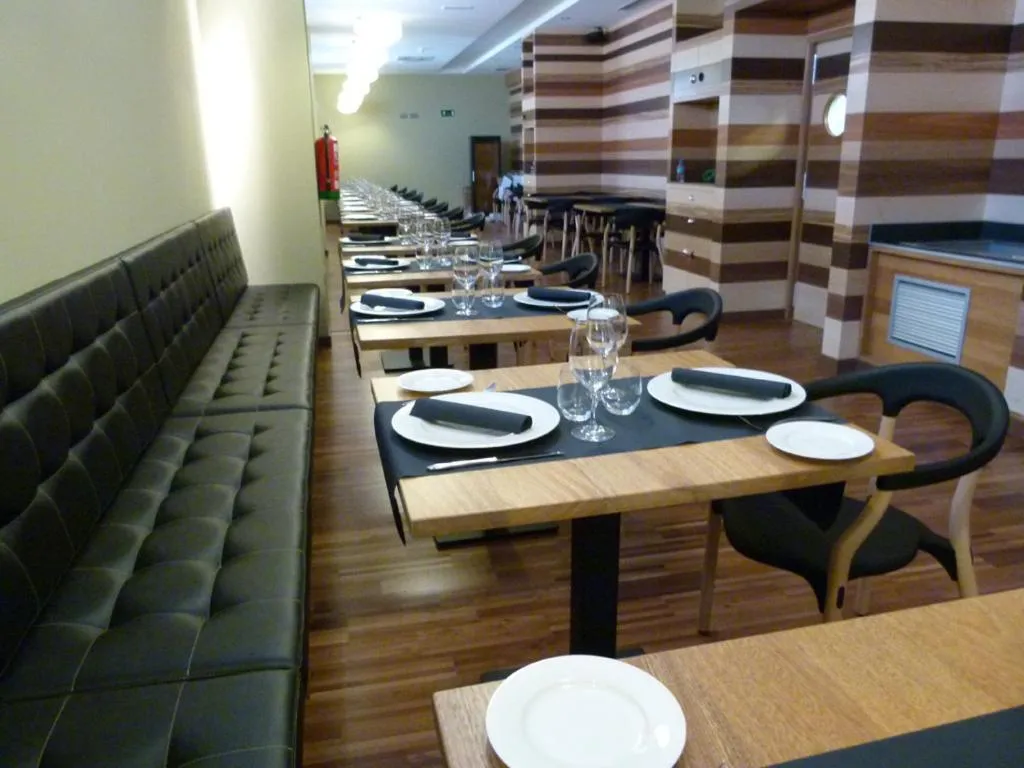 Restaurant/places to eat in Hotel Río Hortega