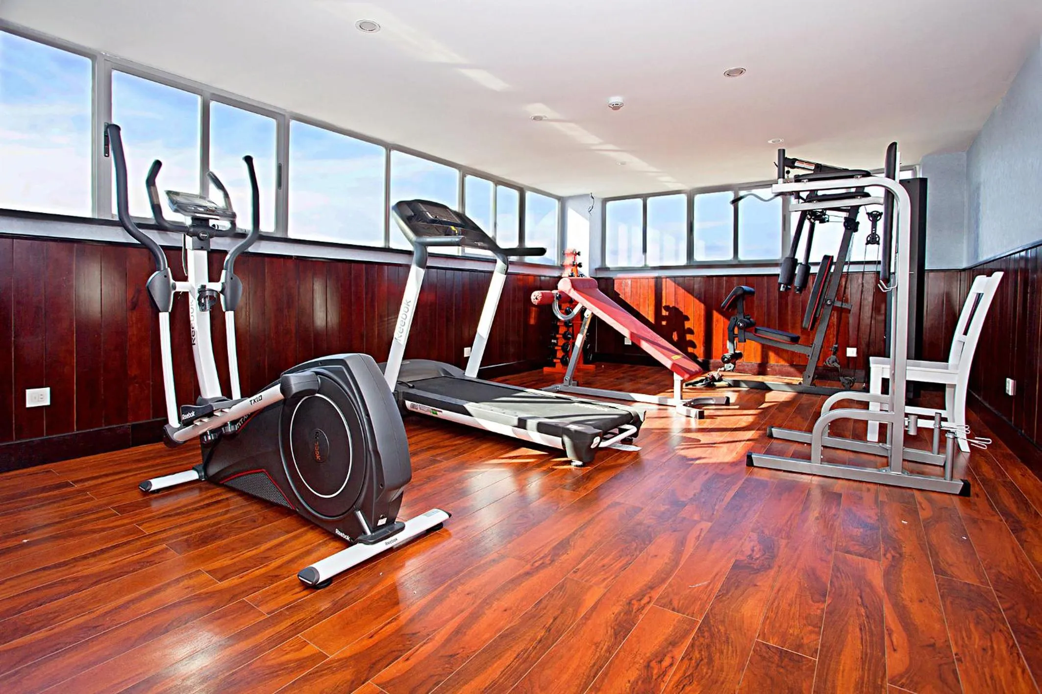 Fitness centre/facilities in Golden Rain 2 Hotel Nha Trang Beach