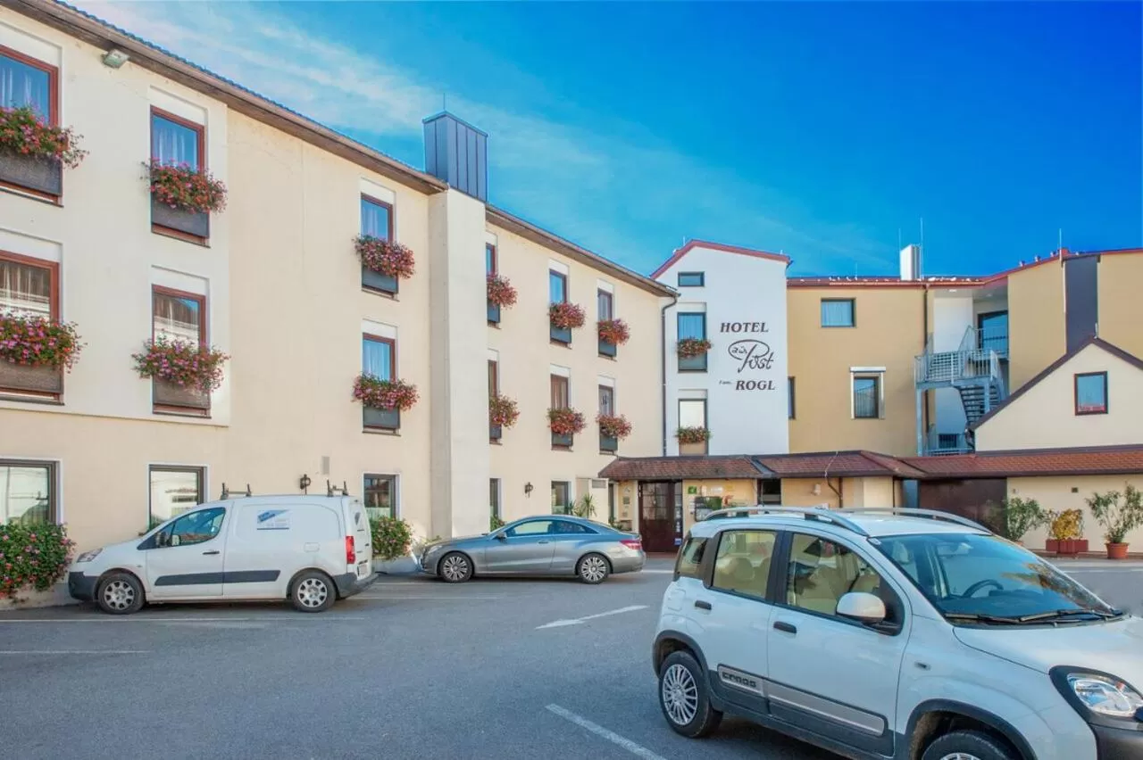 Parking in Hotel zur Post