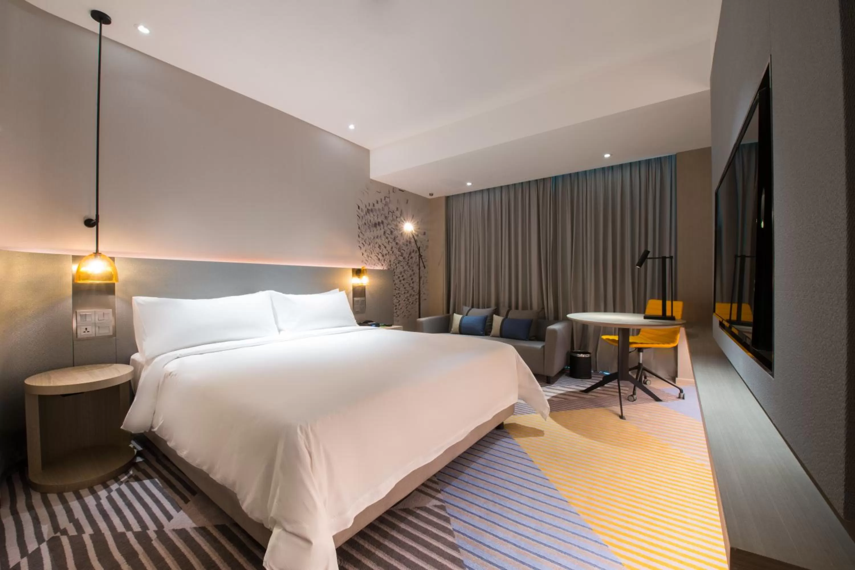 Standard King Room - Accessible in Holiday Inn Johor Bahru City Centre, an IHG Hotel