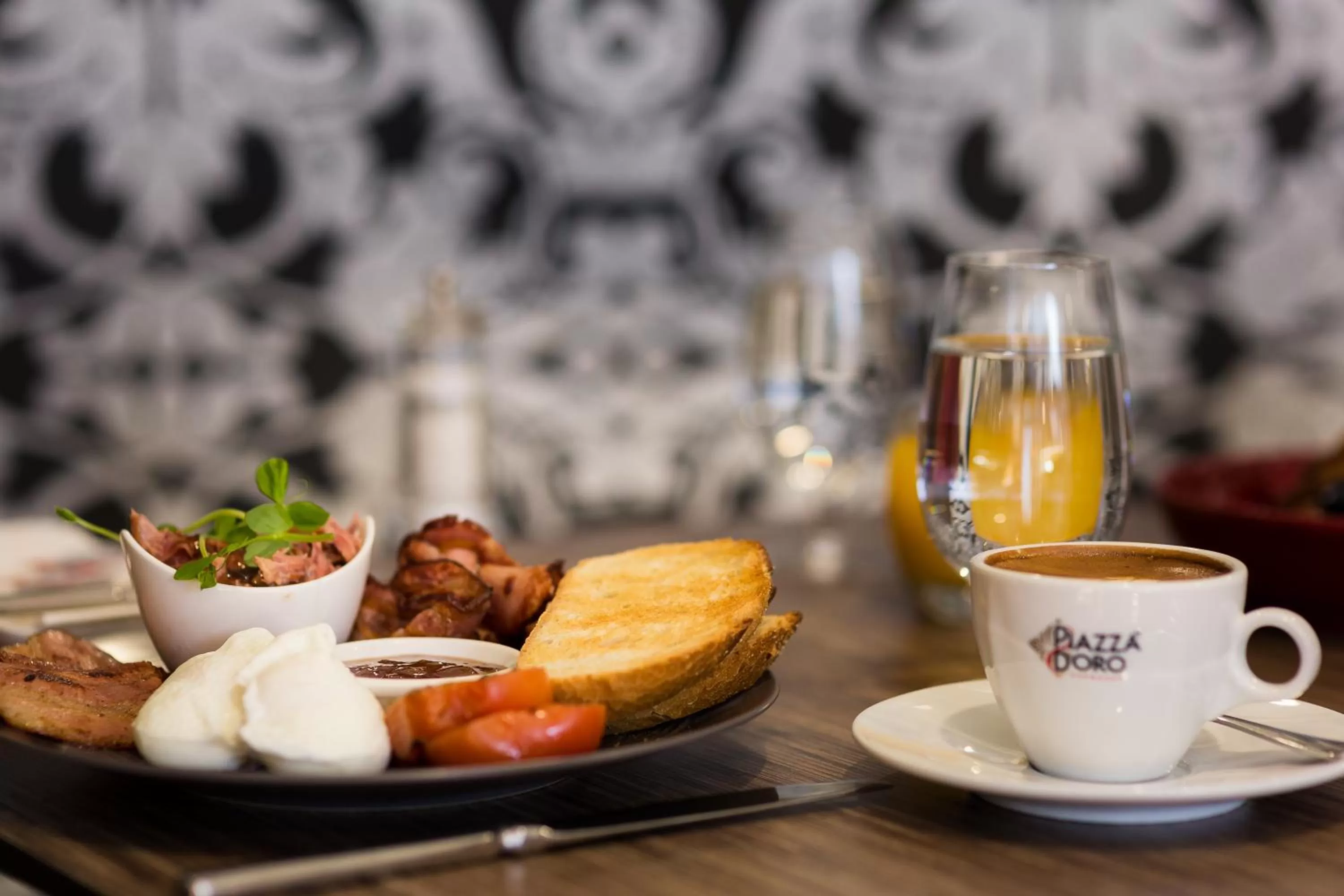 Breakfast in The Remington Muswellbrook