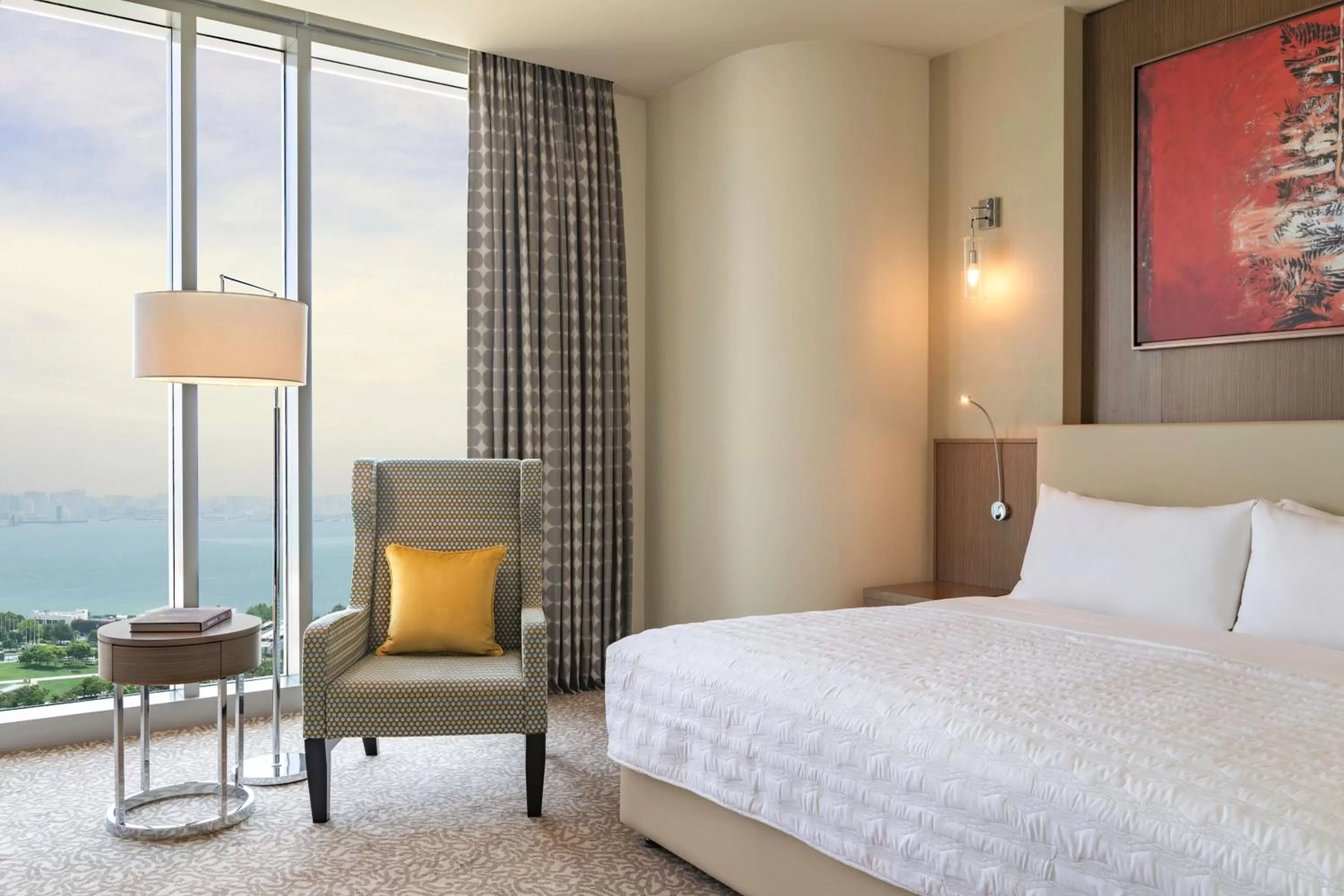 Photo of the whole room, Bed in Le Meridien City Center Doha