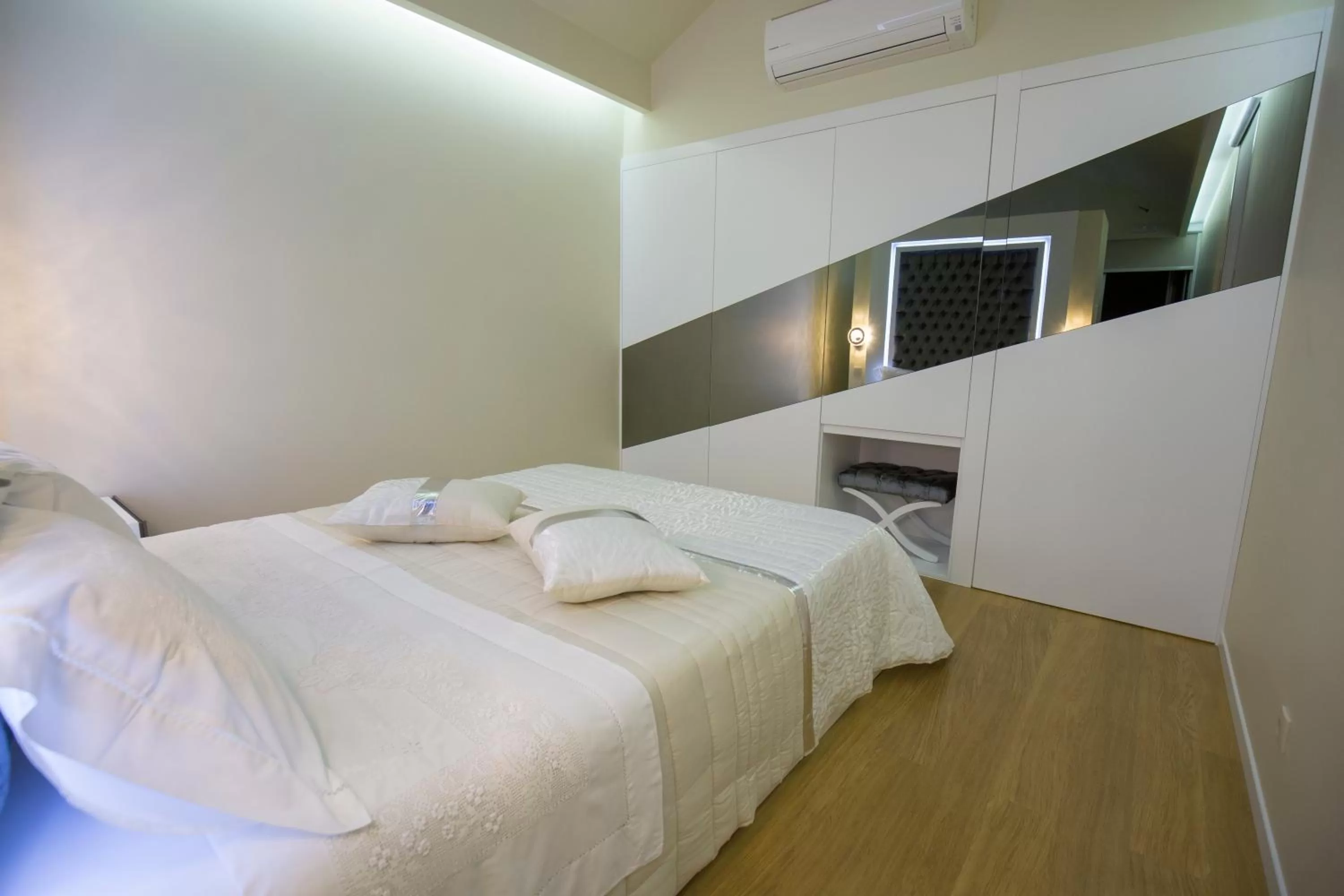 Bedroom, Bed in Hotel Estalagem Turismo