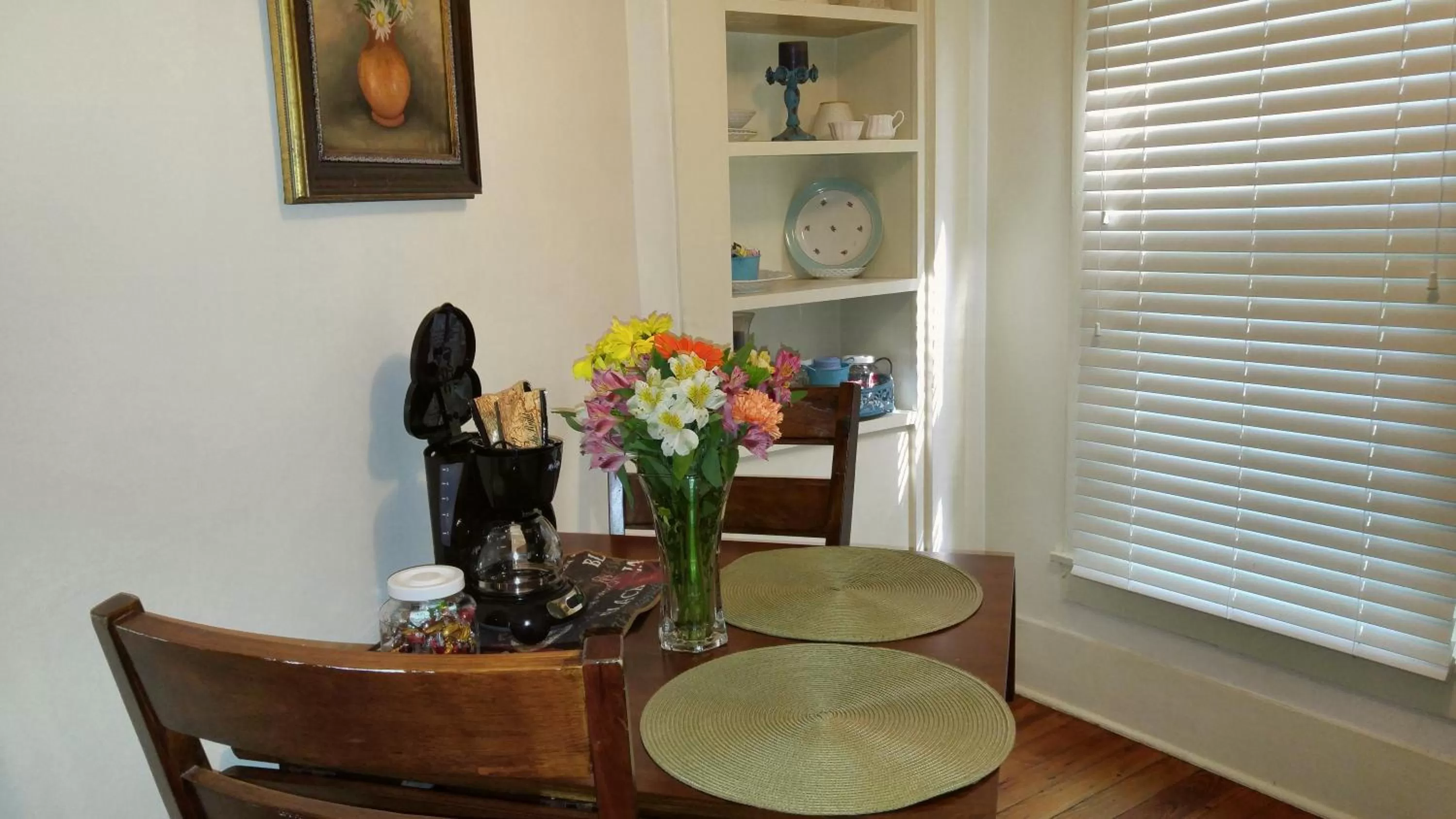 Dining Area in Hidden Springs Bed and Breakfast