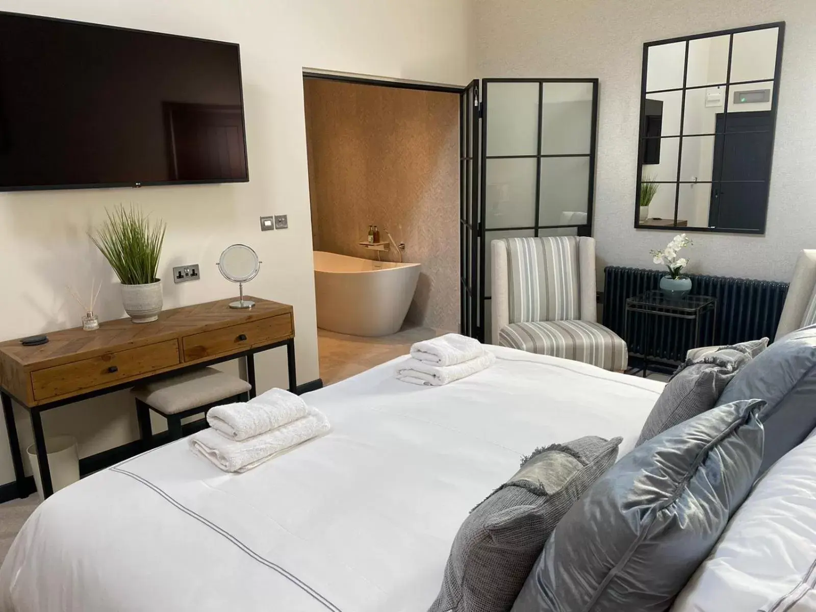 The Merchant's Yard The Merchant's Yard