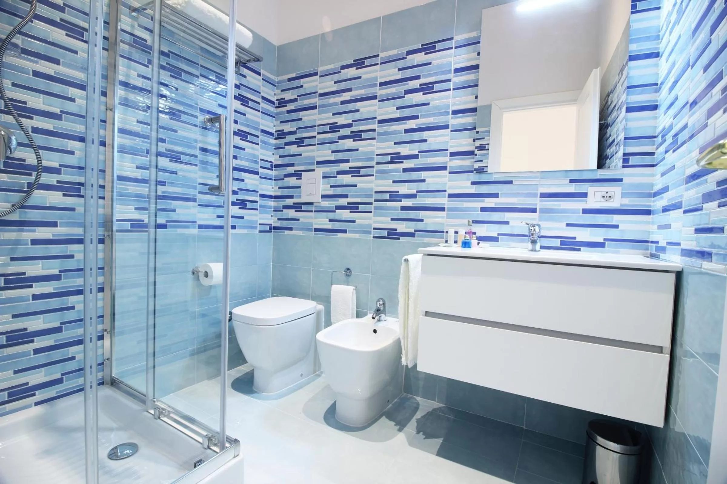 Bathroom in Palazzo d'Auria ApartHotel