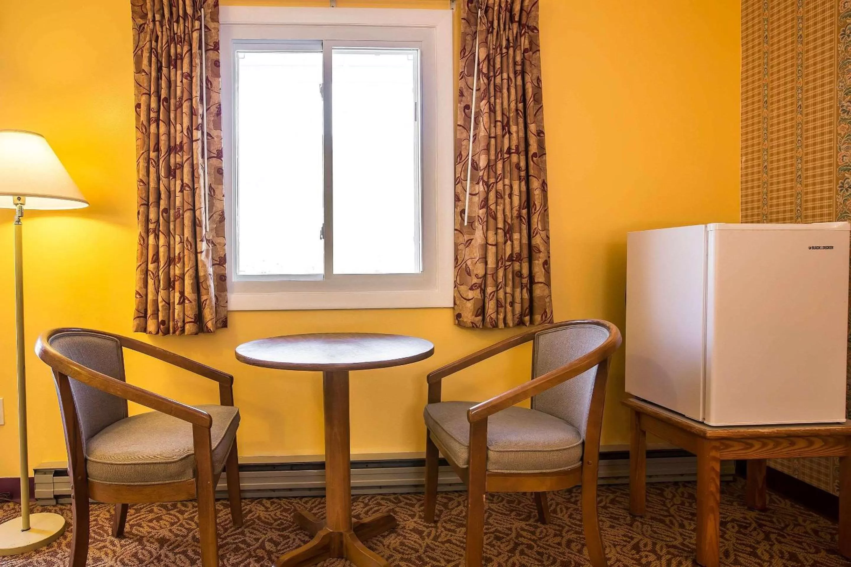 Photo of the whole room in Rodeway Inn Lincoln I-93