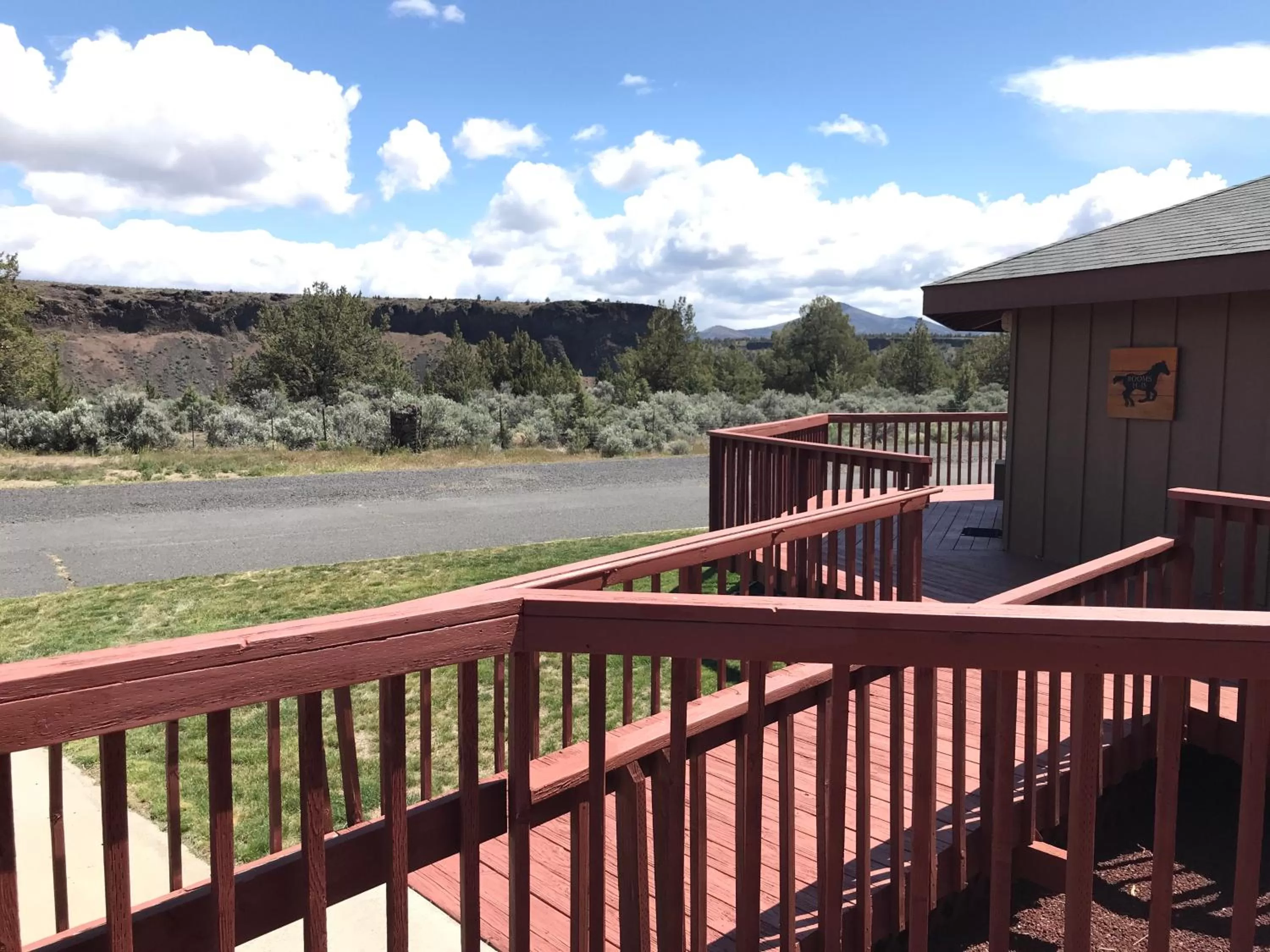 Balcony/Terrace in Smith Rock Resort
