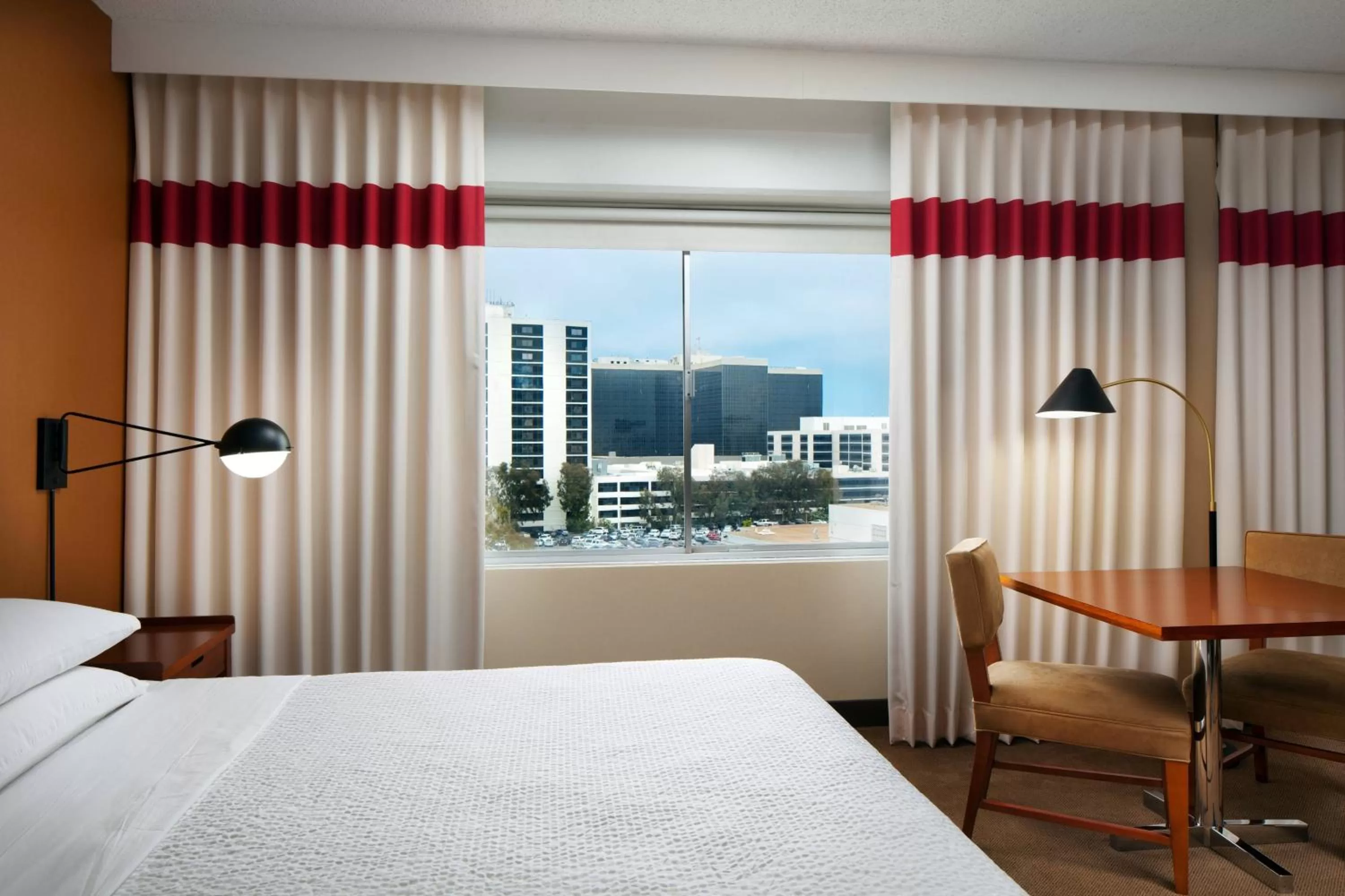 Bedroom in Four Points by Sheraton Los Angeles International Airport