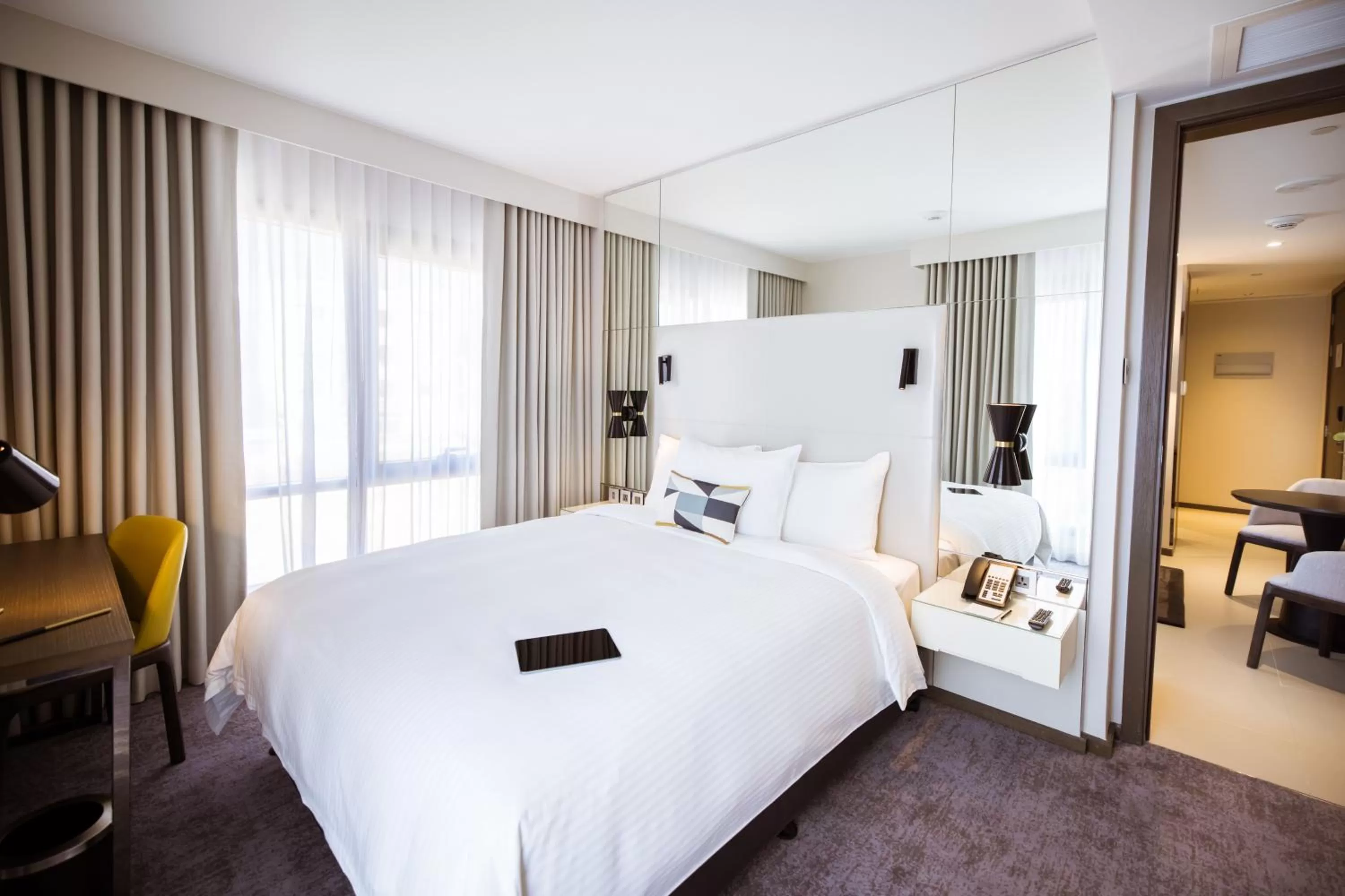 Family Suite ( One bedroom Suite + Centro Twin bedroom ) in Centro Mada Amman by Rotana