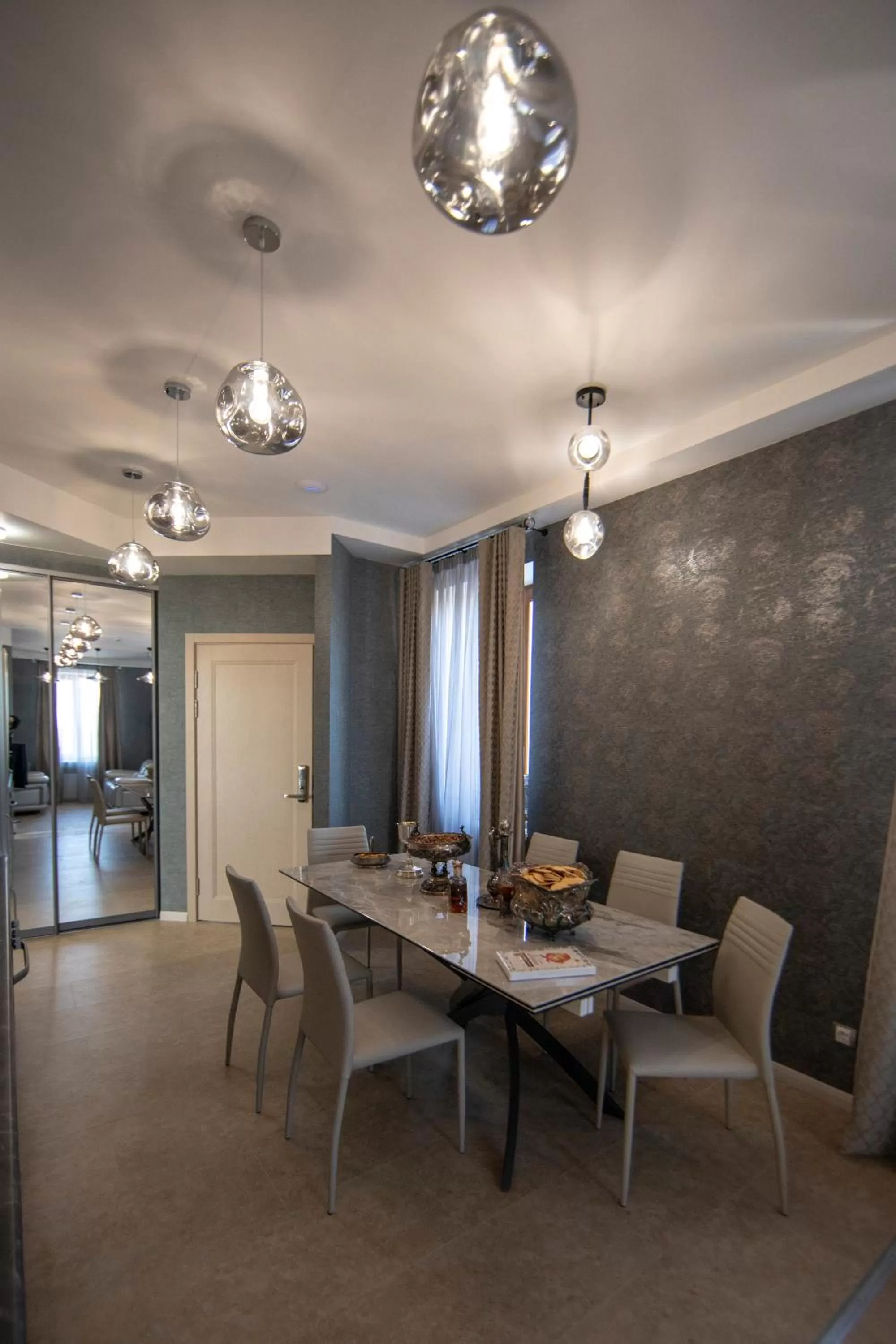 Living room in Hotel "Mandarin Clubhouse"