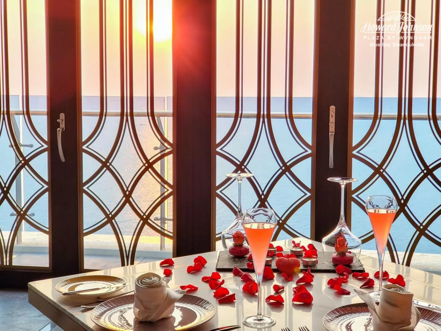 Restaurant/places to eat in Howard Johnson Plaza by Wyndham Blue Bay Sihanoukville