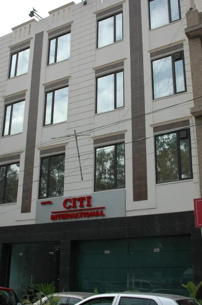 Facade/entrance in Hotel Citi International
