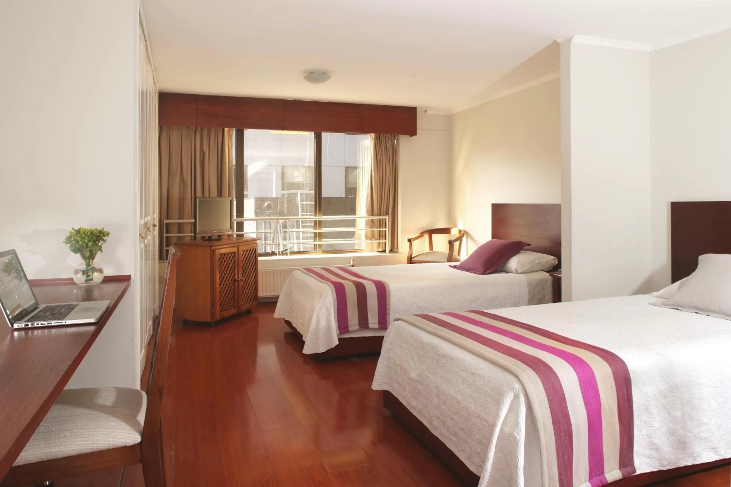 Bedroom, Bed in MR Apart Providencia (ex Apart Neruda)