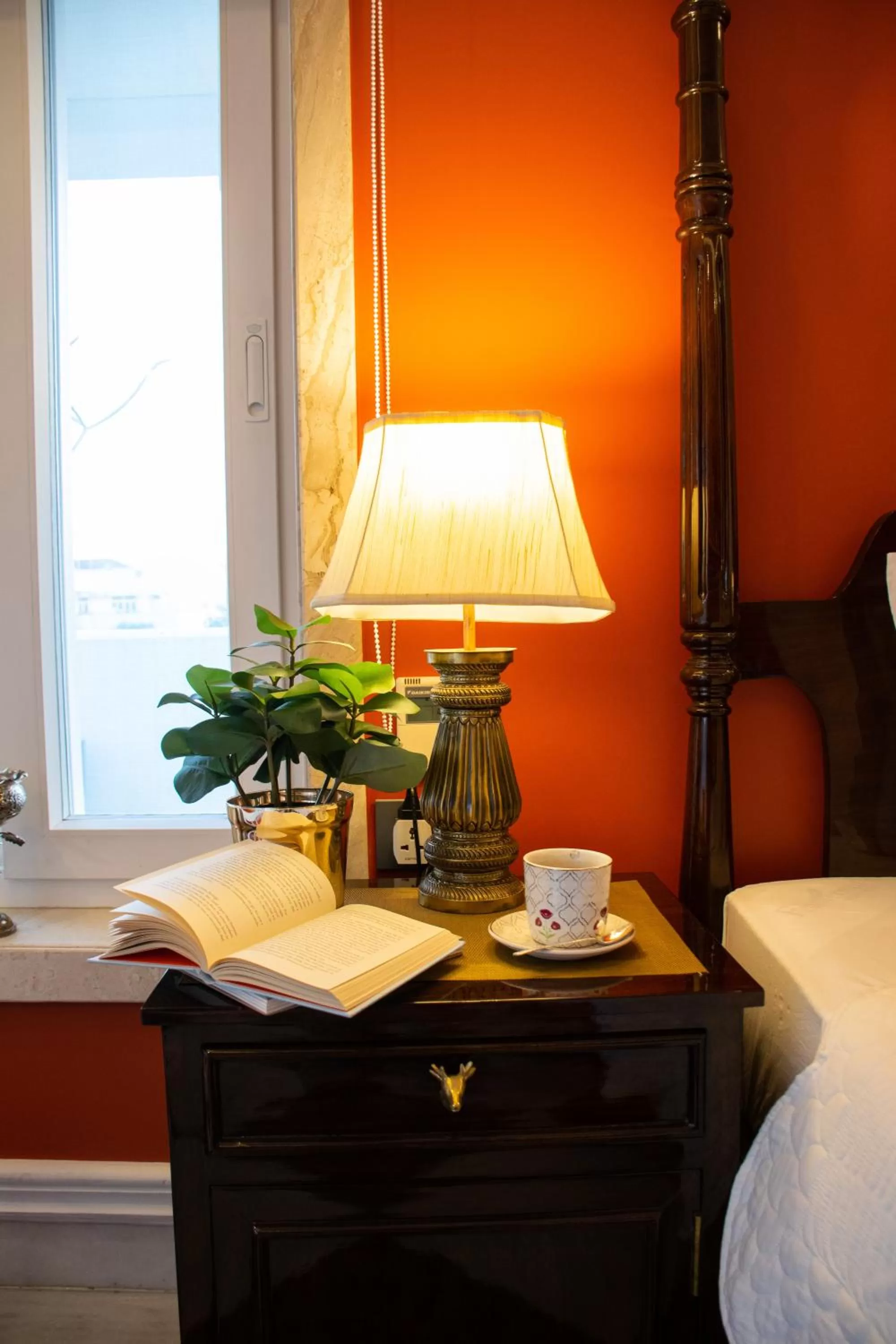 Coffee/tea facilities, Bed in Dileep Kothi - A Royal Boutique Luxury Suites in Jaipur