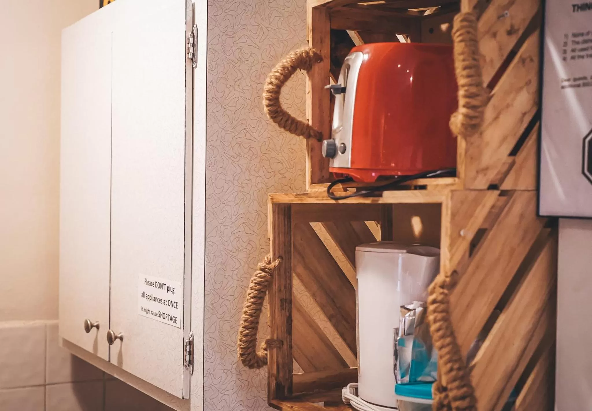 Coffee/tea facilities in Hollywood Light Haven Lodge